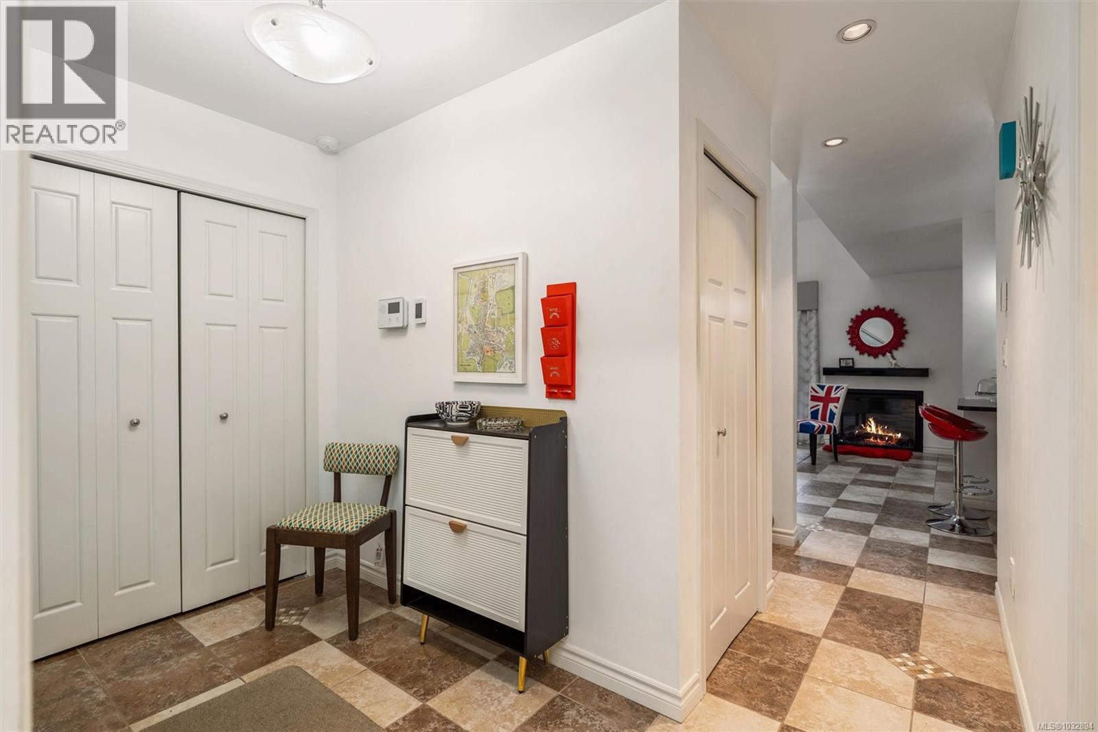 48 Falstaff Pl, View Royal
