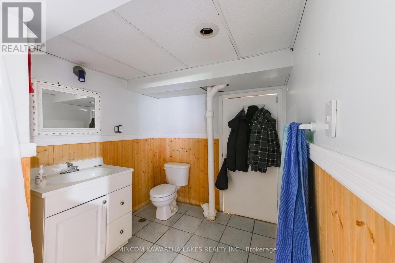 193 SHELBOURNE STREET - 26