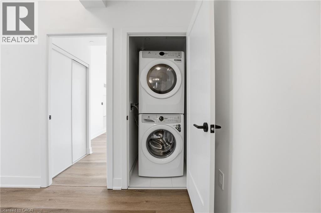2088 JAMES Street Unit# 908, Burlington, Ontario, L7R0H2 — Photo 17