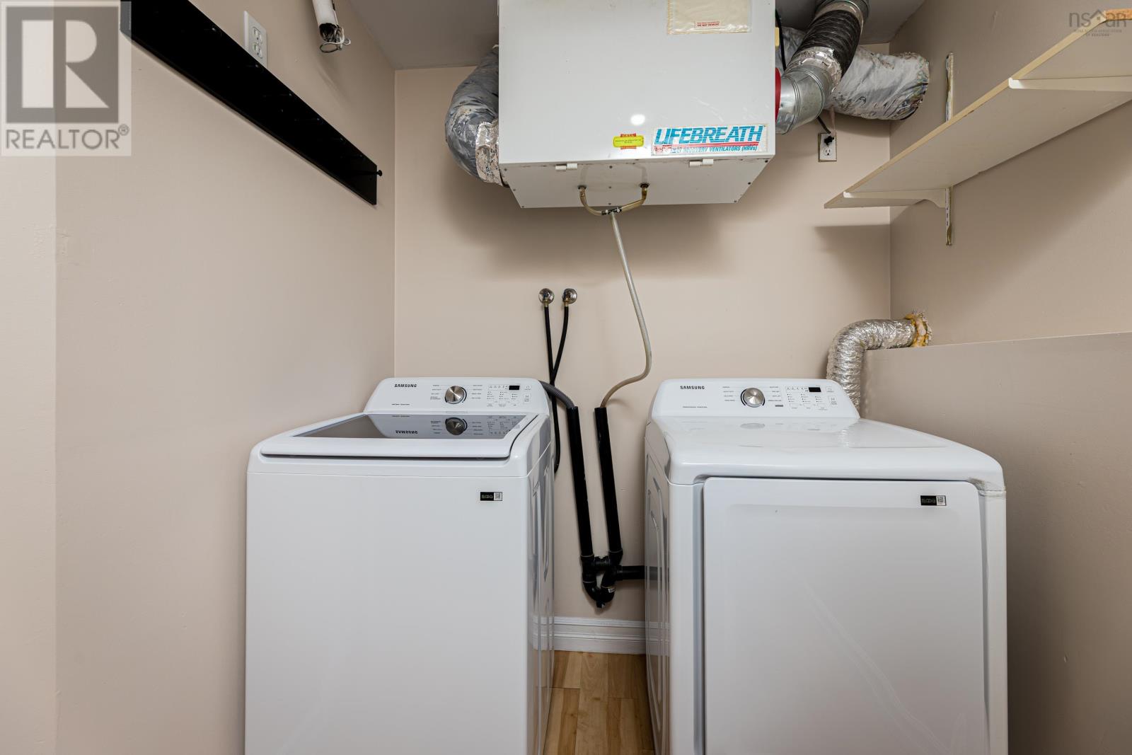 Property 25 of 29 of 71 Hemlock Drive