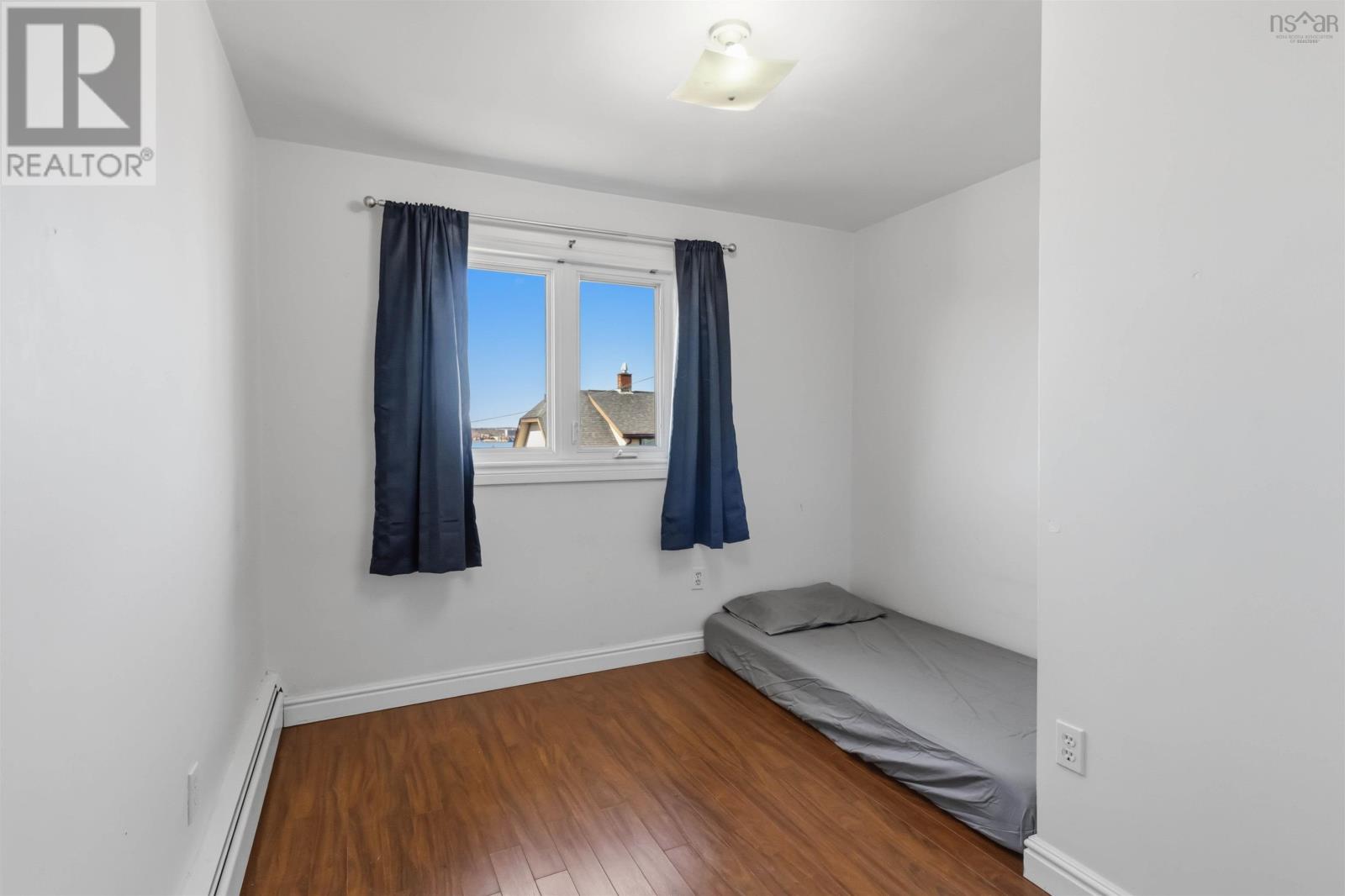 Property 18 of 33 of 28 Osborne Avenue