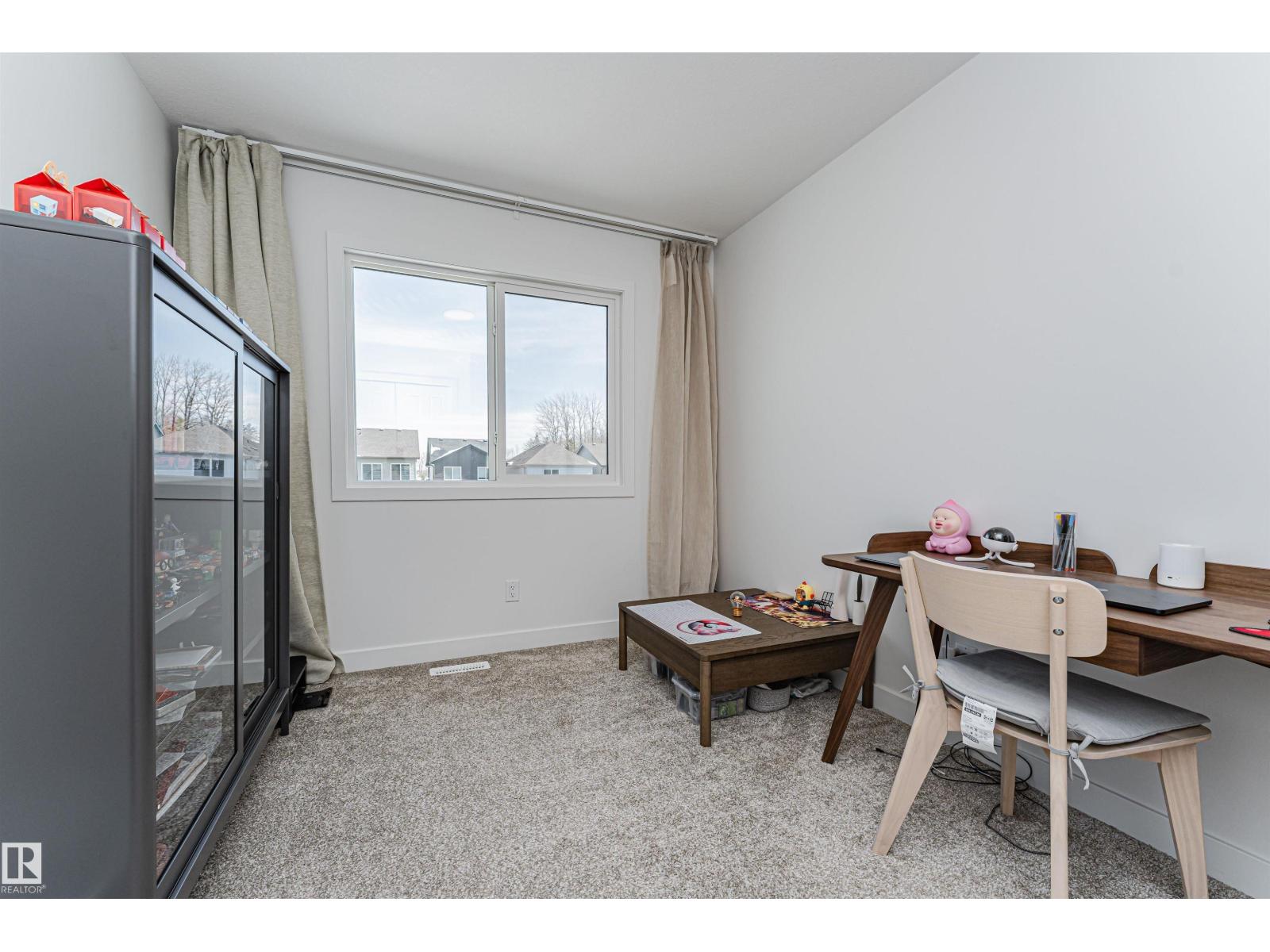 3367 ERLANGER BN NW, Edmonton