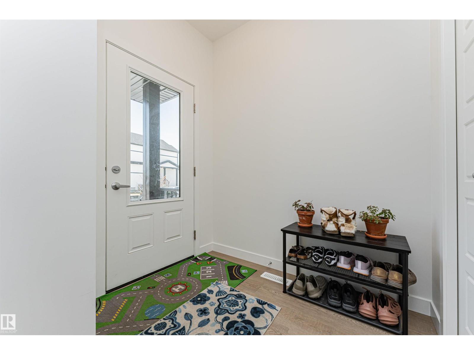 3367 ERLANGER BN NW, Edmonton