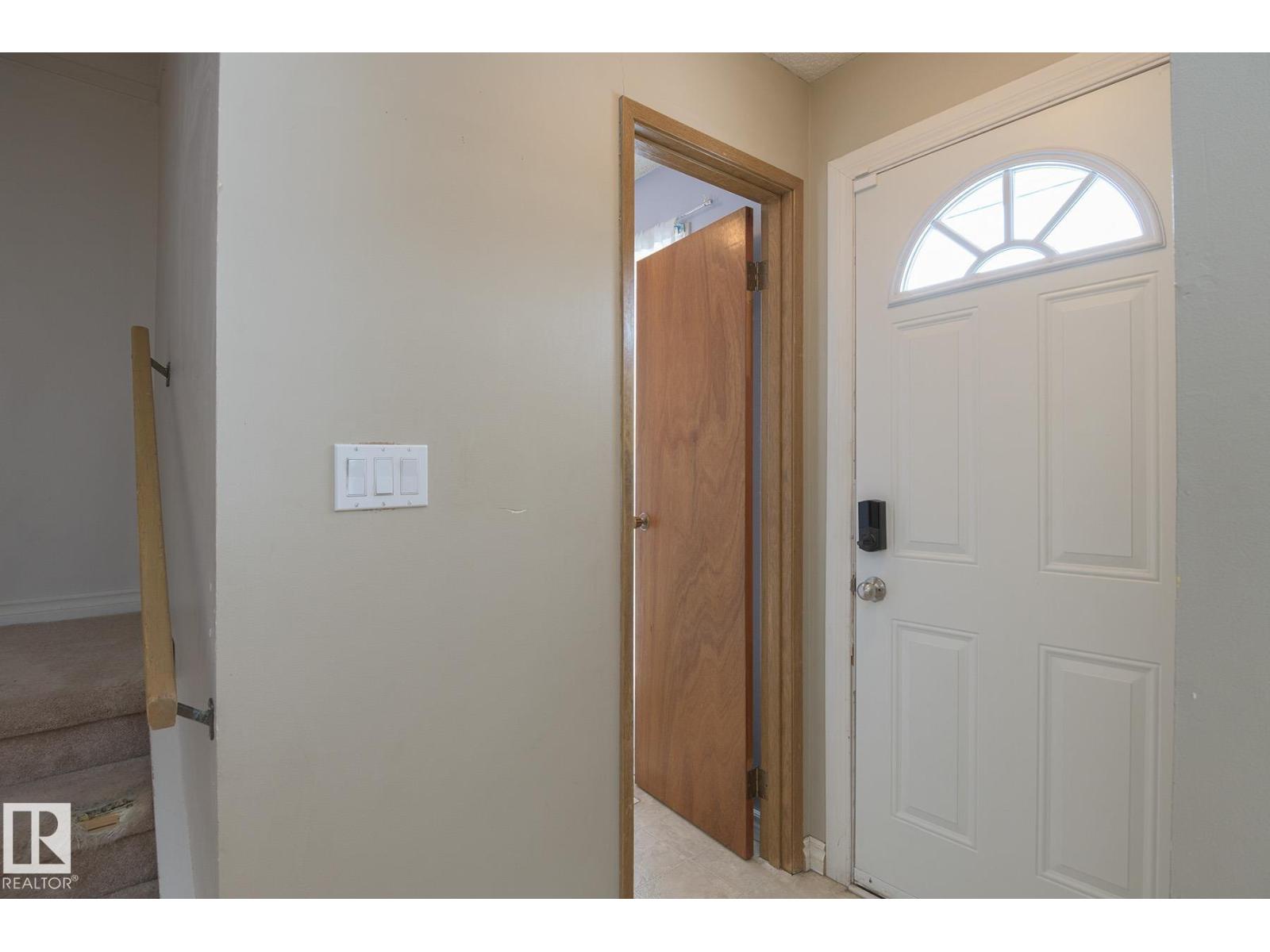 14751 25 ST NW, Edmonton