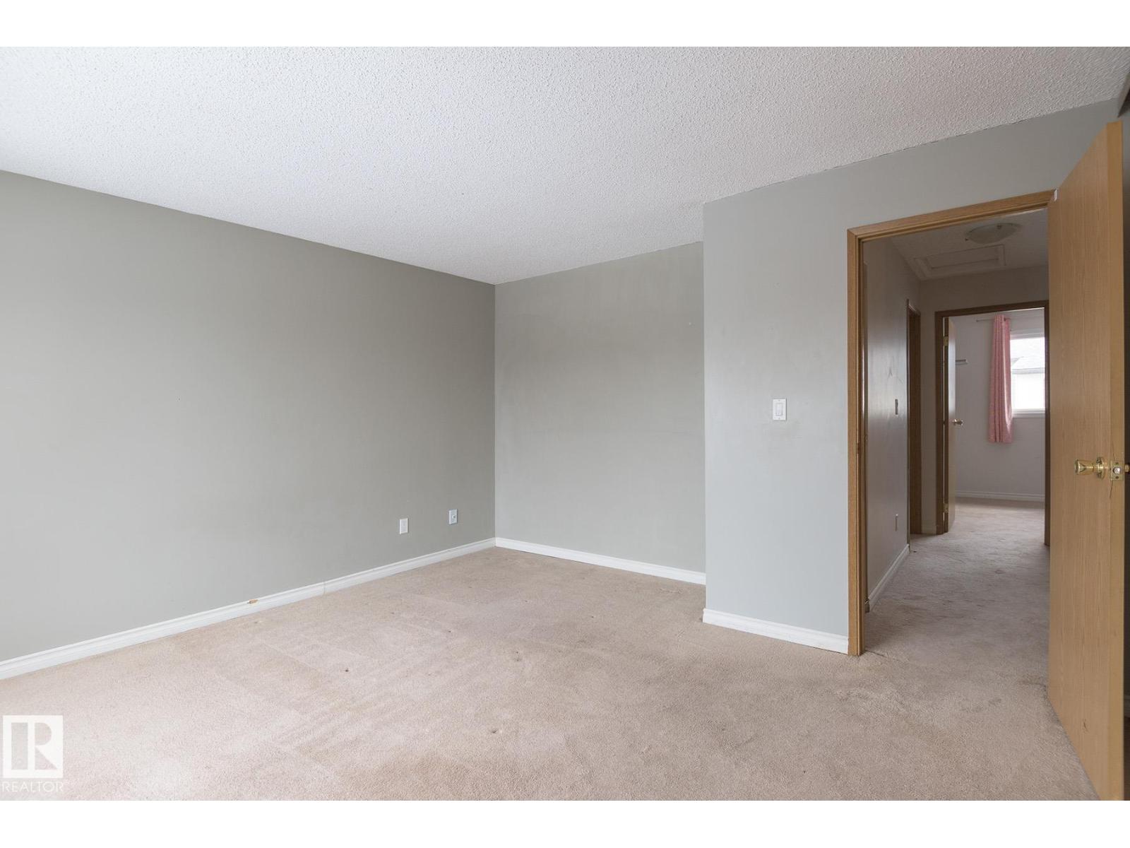 14751 25 ST NW, Edmonton