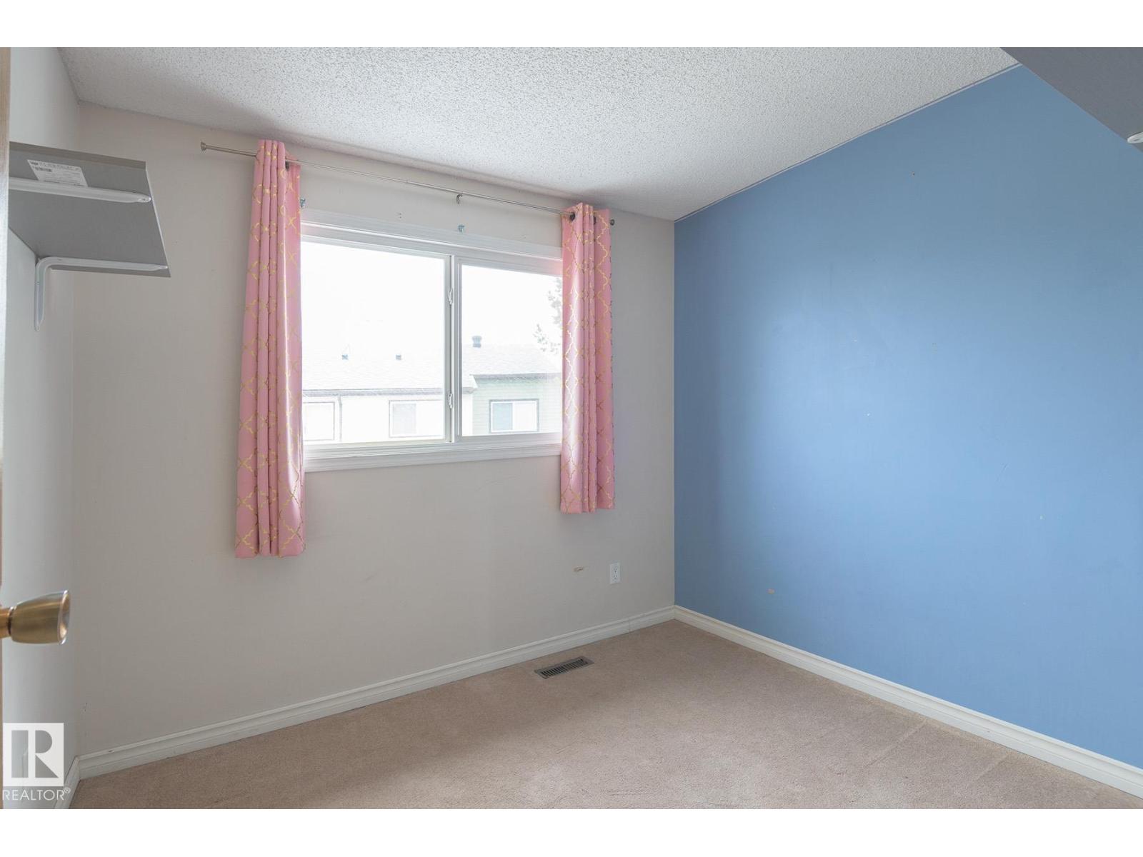 14751 25 ST NW, Edmonton