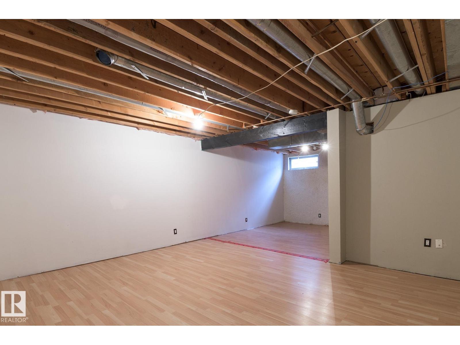 14751 25 ST NW, Edmonton