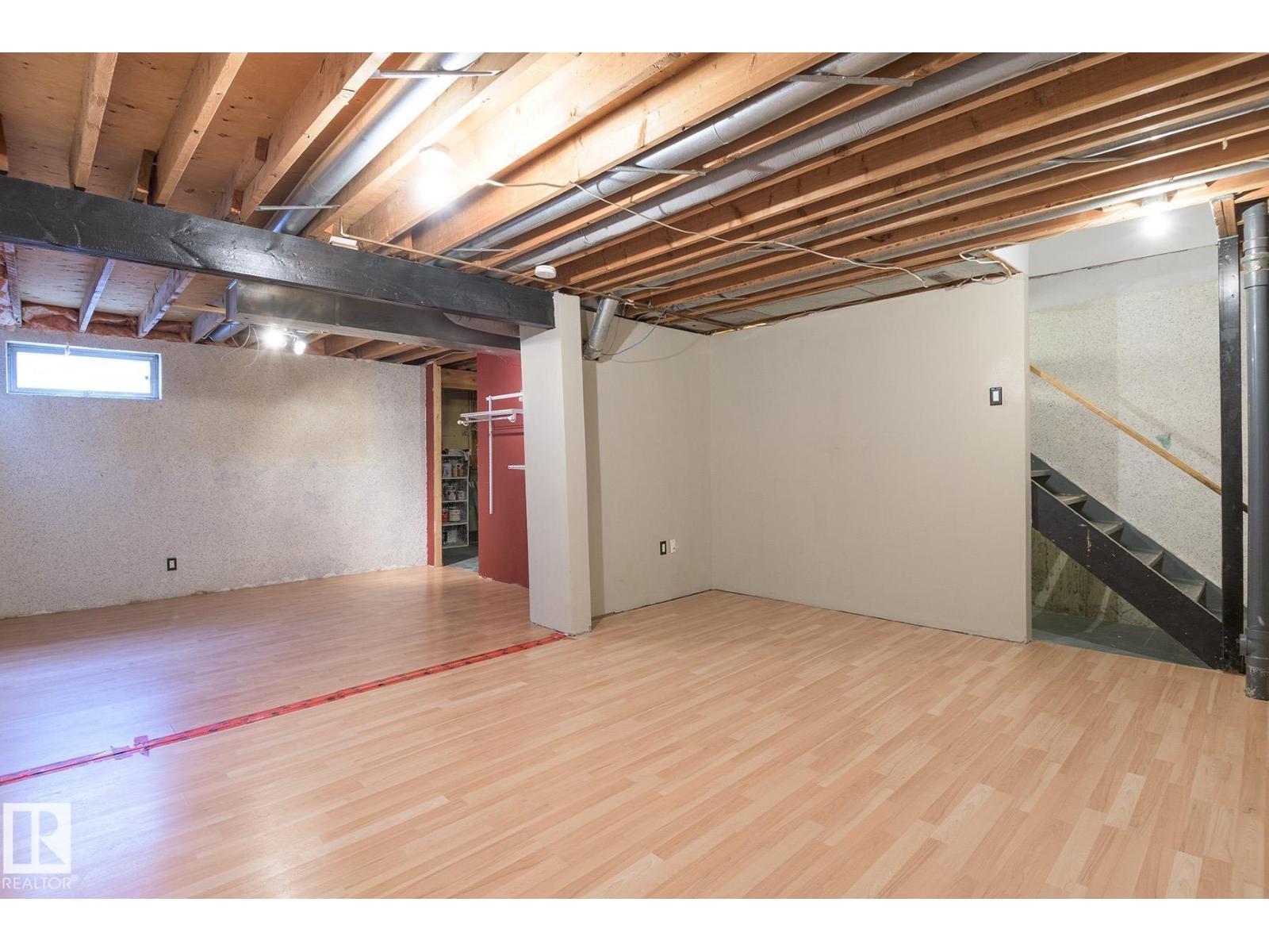 14751 25 ST NW, Edmonton