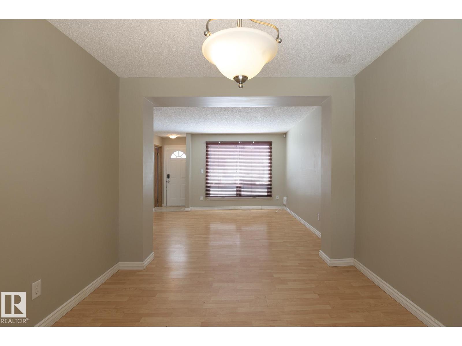 14751 25 ST NW, Edmonton