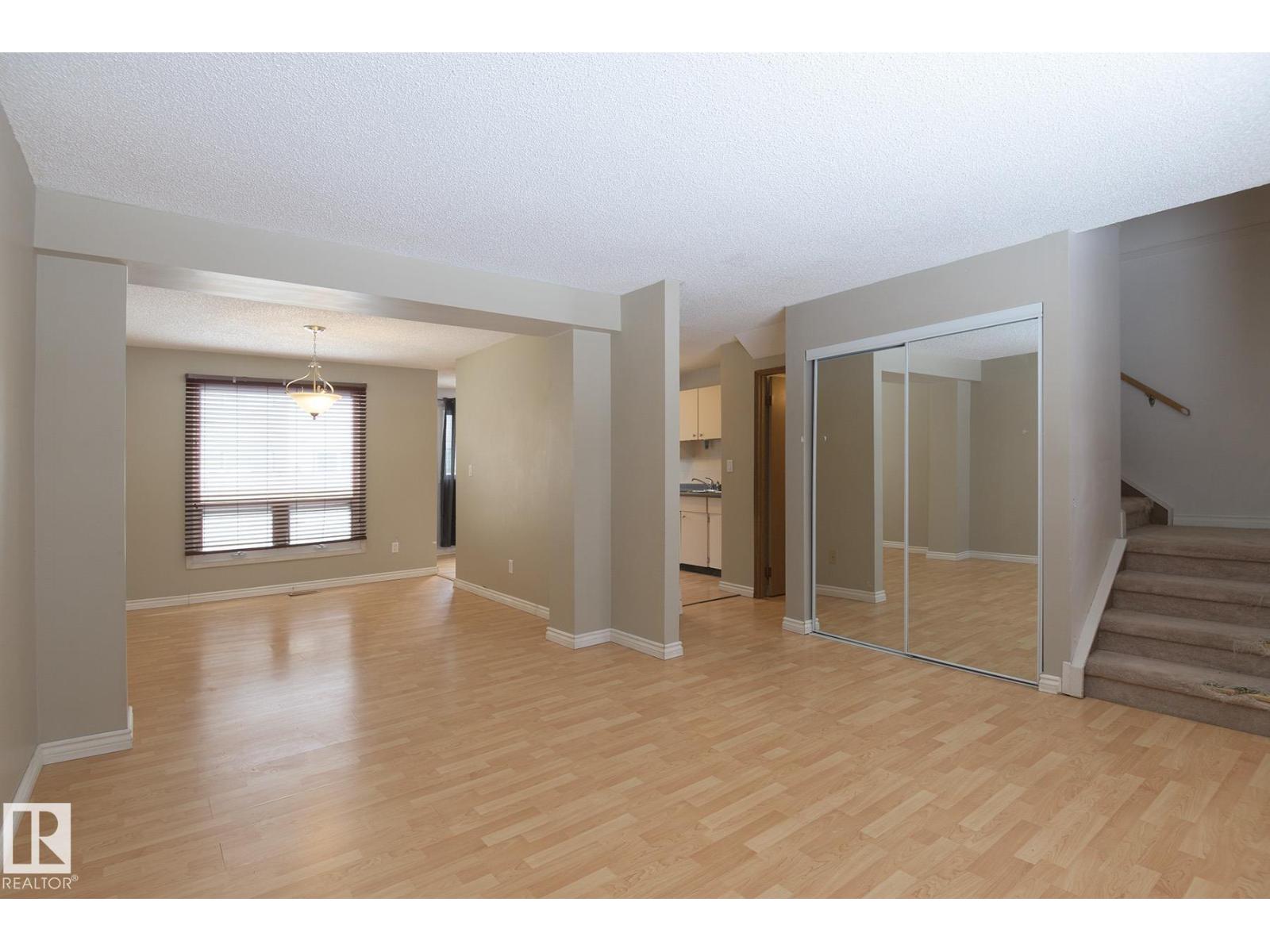 14751 25 ST NW, Edmonton