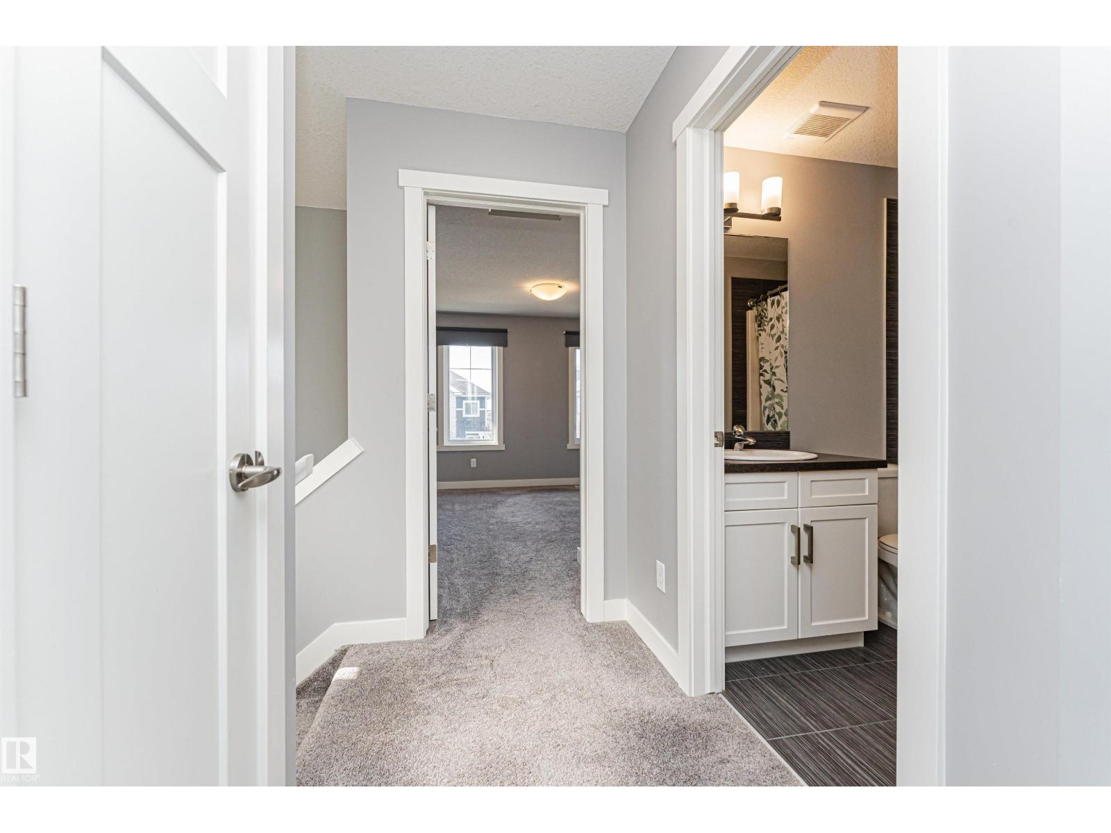 16420 15 AV SW, Edmonton