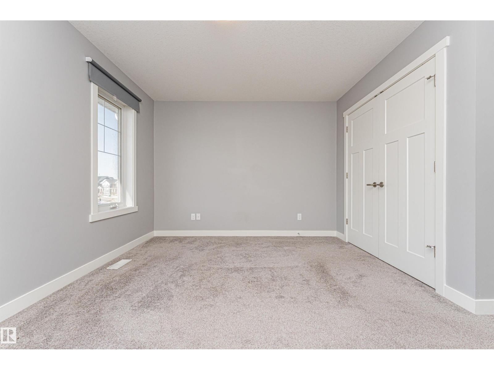 16420 15 AV SW, Edmonton