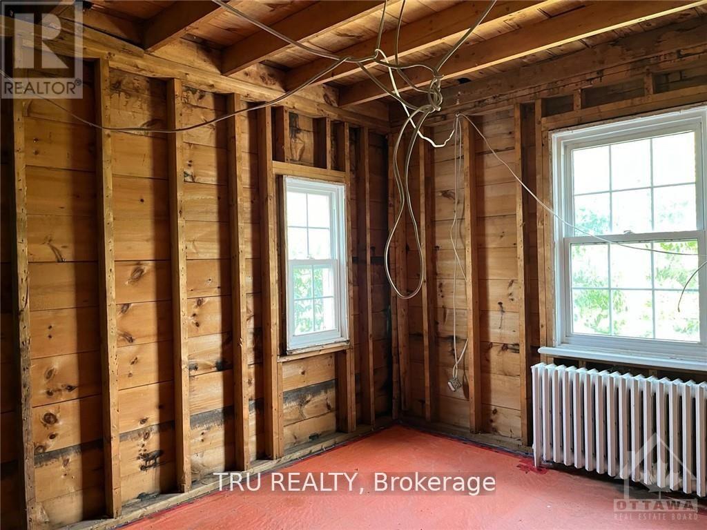 102 PUTMAN AVENUE - 11