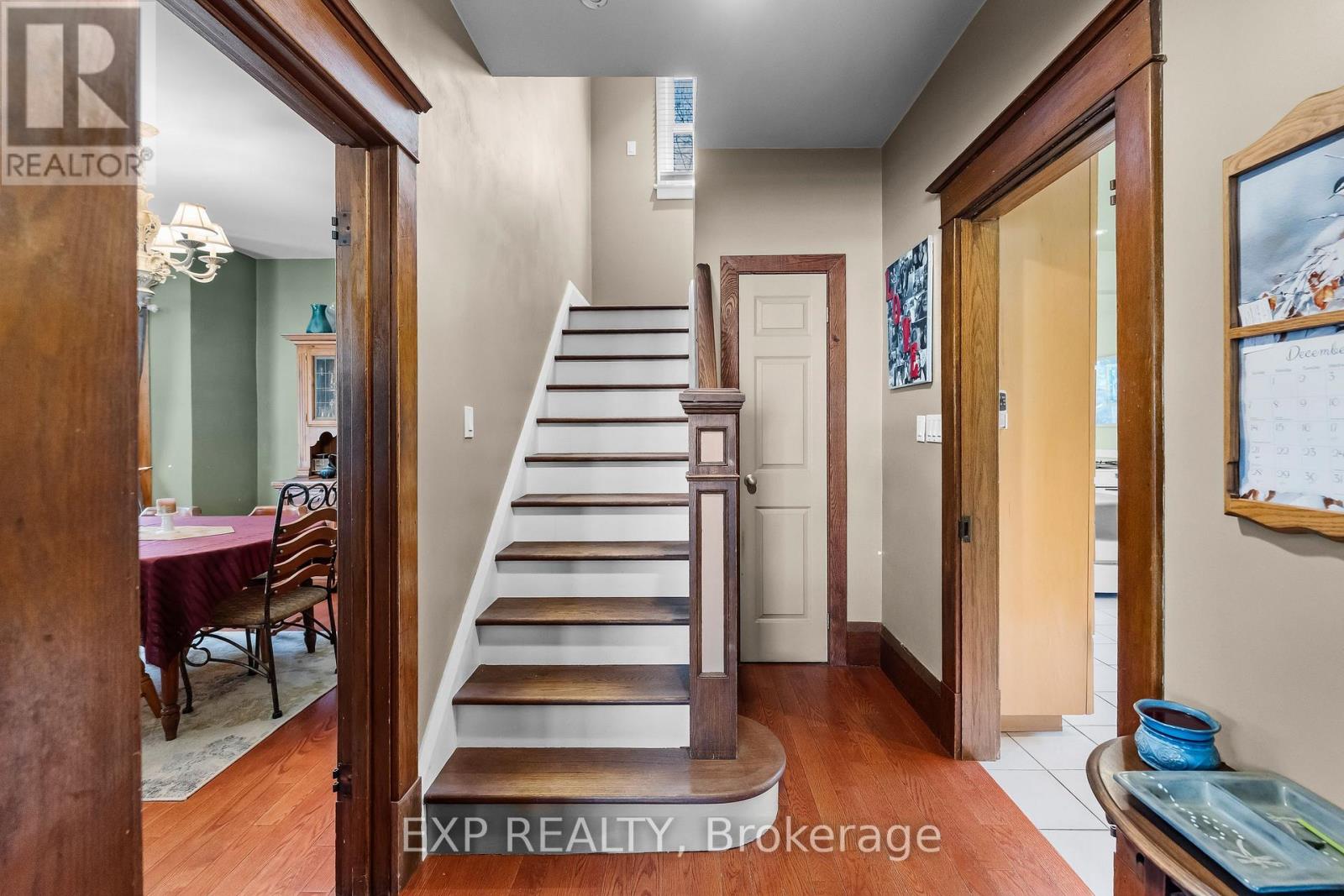 122 ELGIN STREET W - 20
