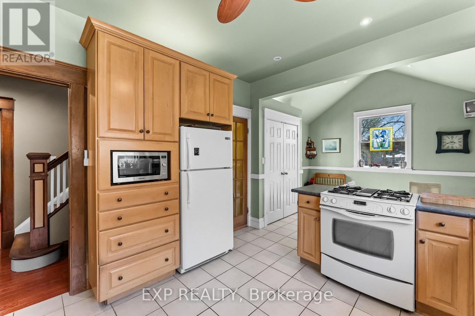 122 ELGIN STREET W - 31