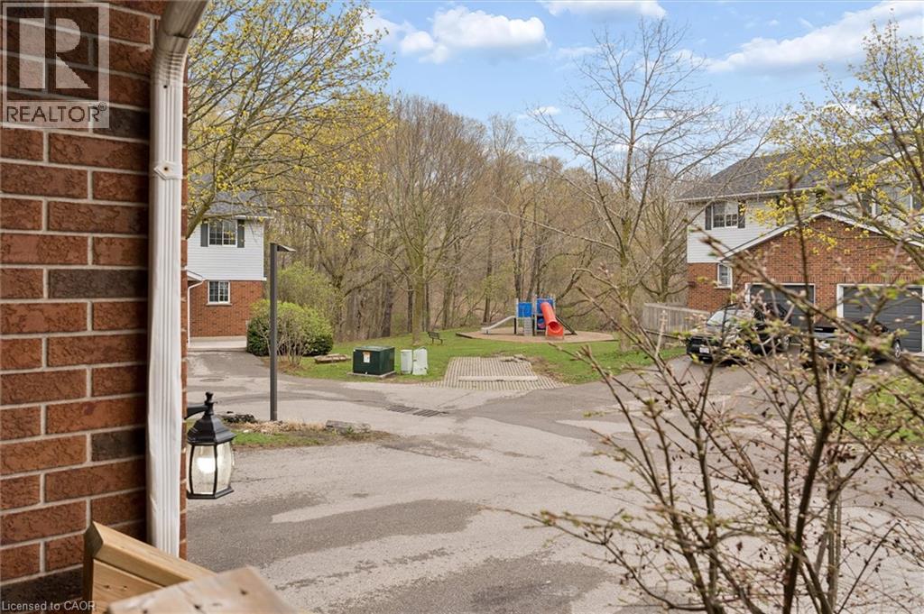 350 ERBSVILLE Road Unit# 17, Waterloo, Ontario, N2T2P7 — Photo 4