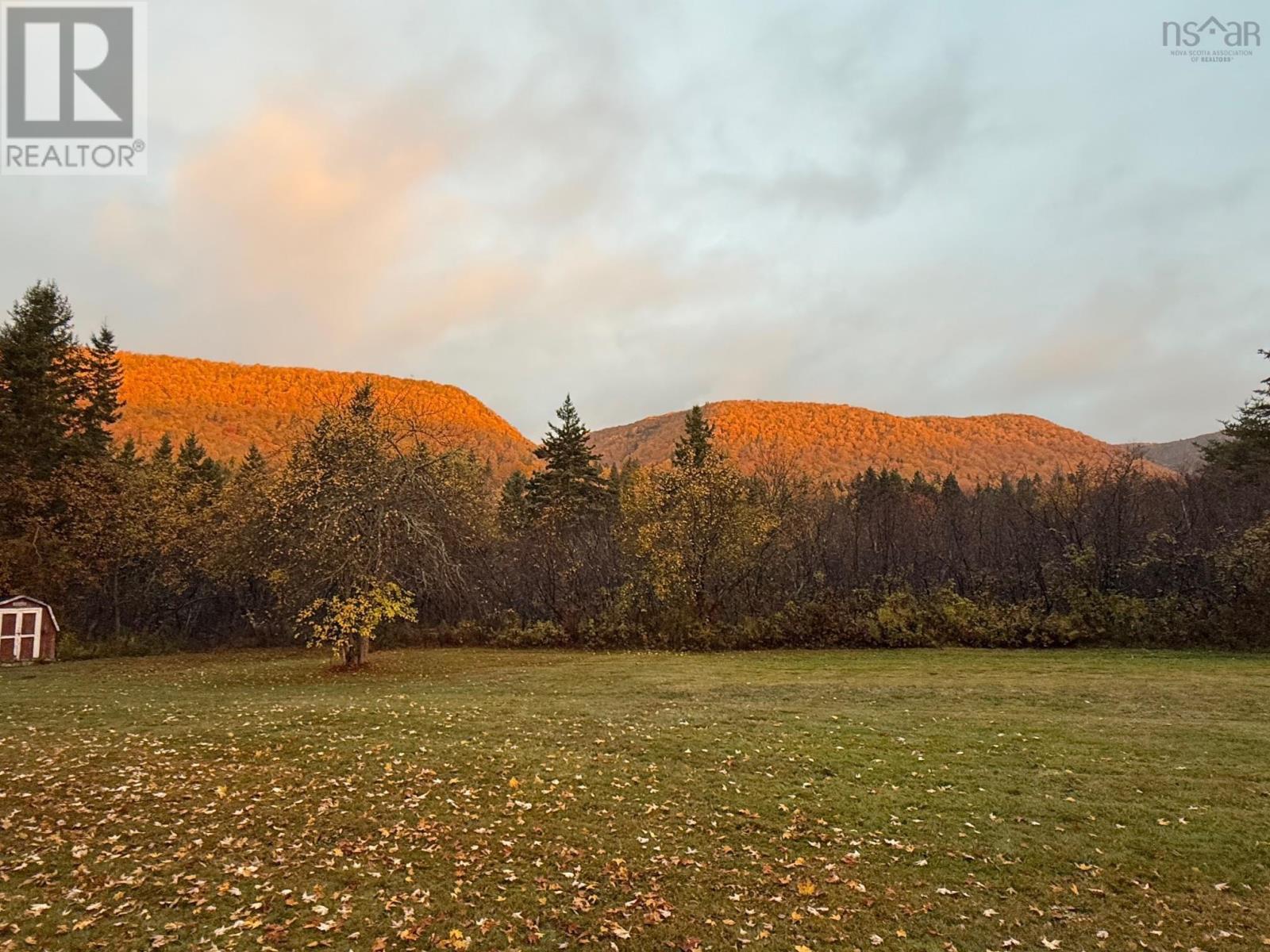 Property 48 of 49 of 2865 West Big Intervale Road