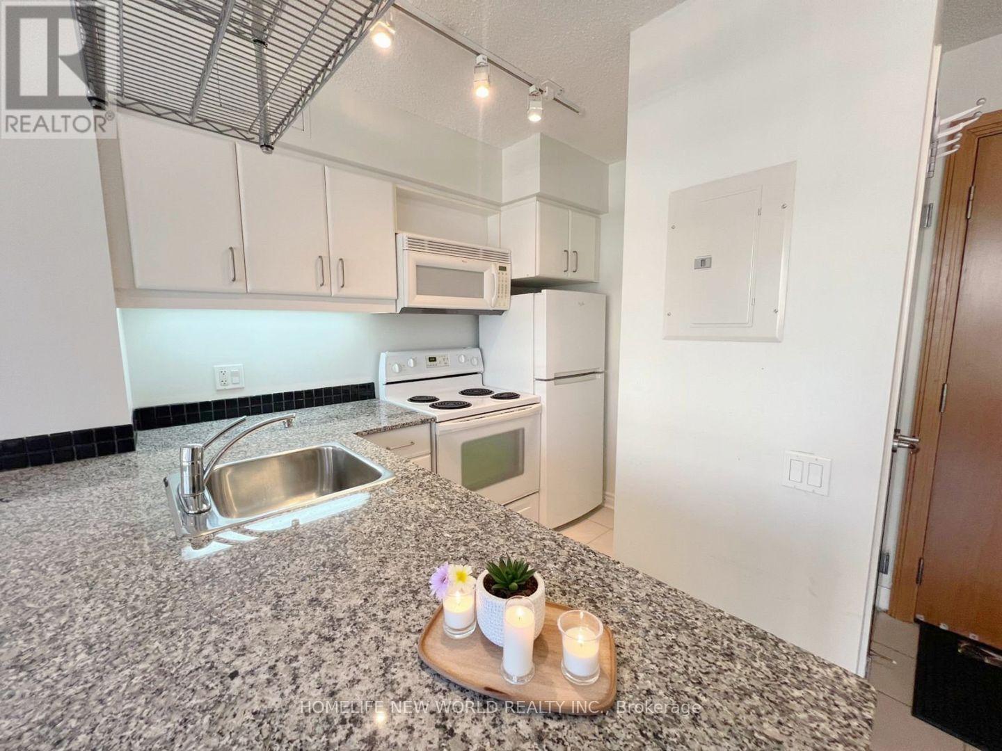 Listing photo of 609 - 33 SHEPPARD AVENUE E