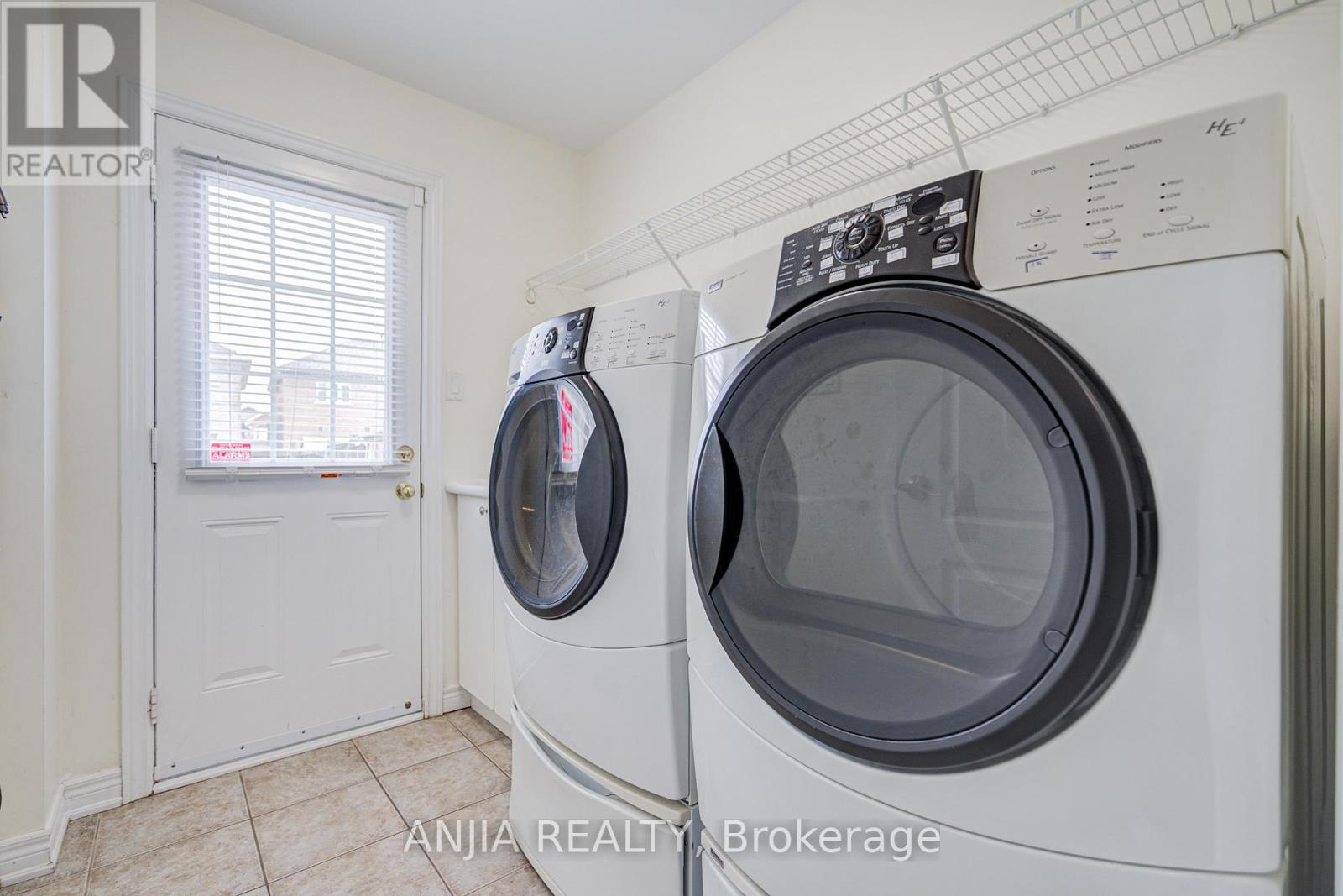 81 APPLEVIEW ROAD - 21