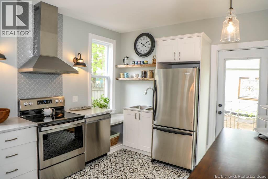18 Shore Street - 8