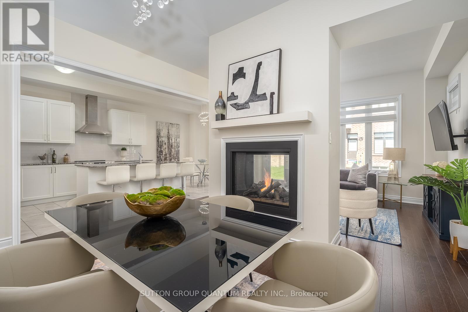 58 WILLIAM CRAWLEY WAY - 8