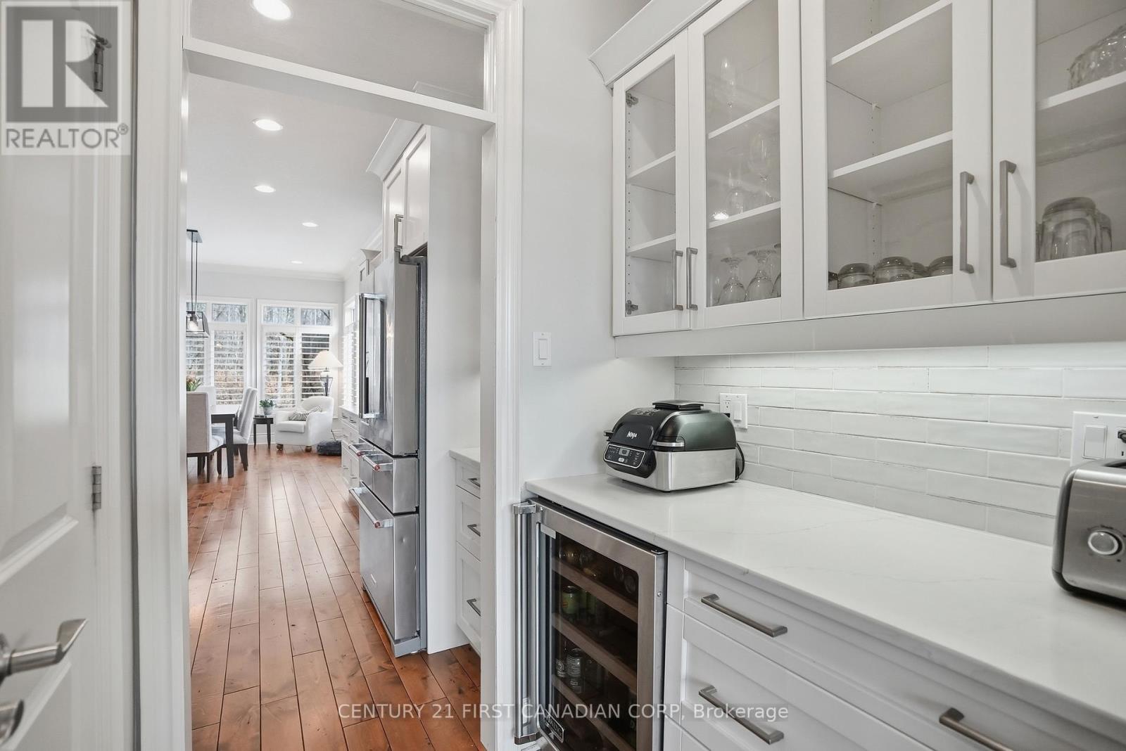 #15 1615 BYRON BASELINE ROAD - 13