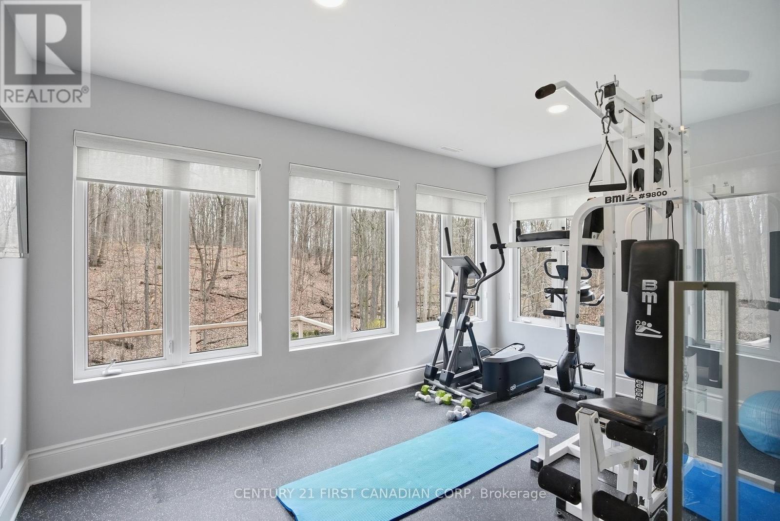 #15 1615 BYRON BASELINE ROAD - 29