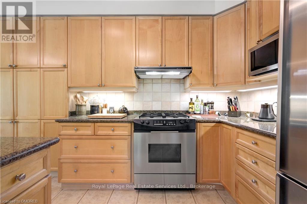 1259 GLENASHTON DRIVE - 23