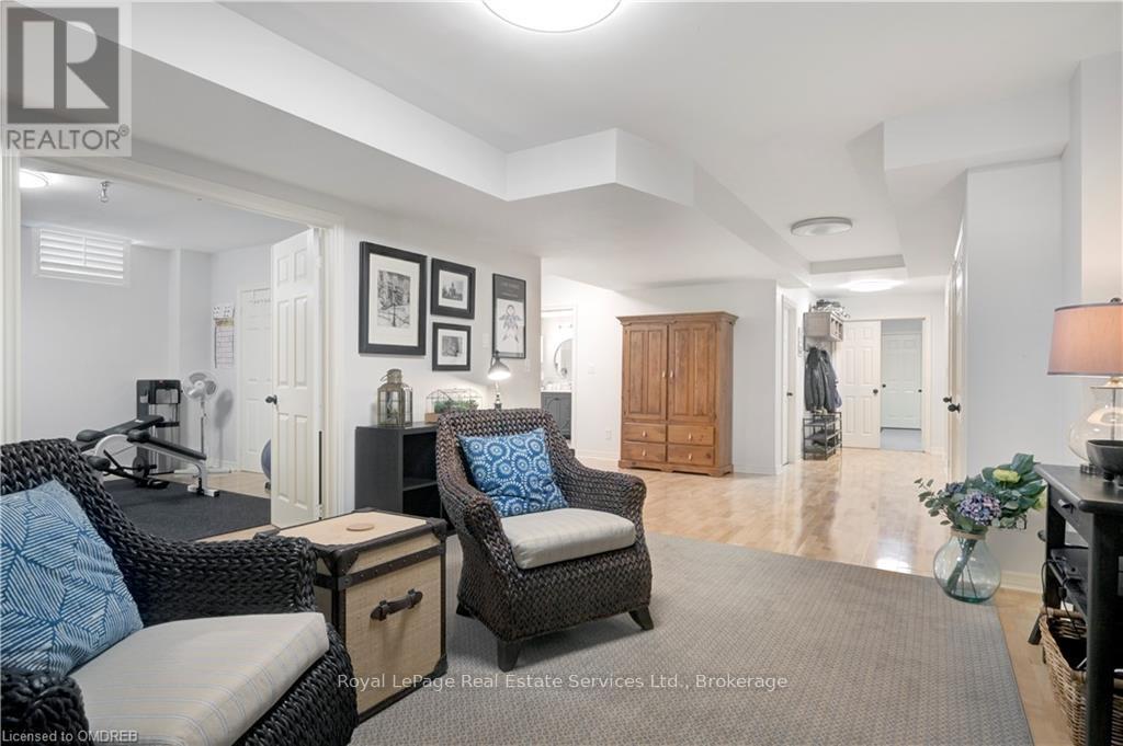1259 GLENASHTON DRIVE - 37