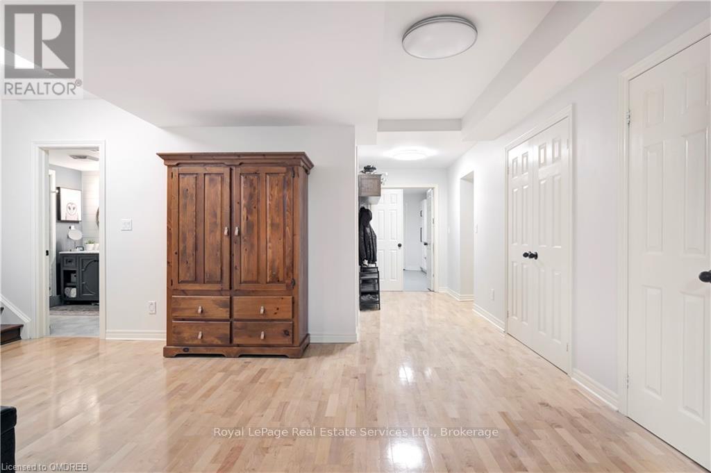 1259 GLENASHTON DRIVE - 41