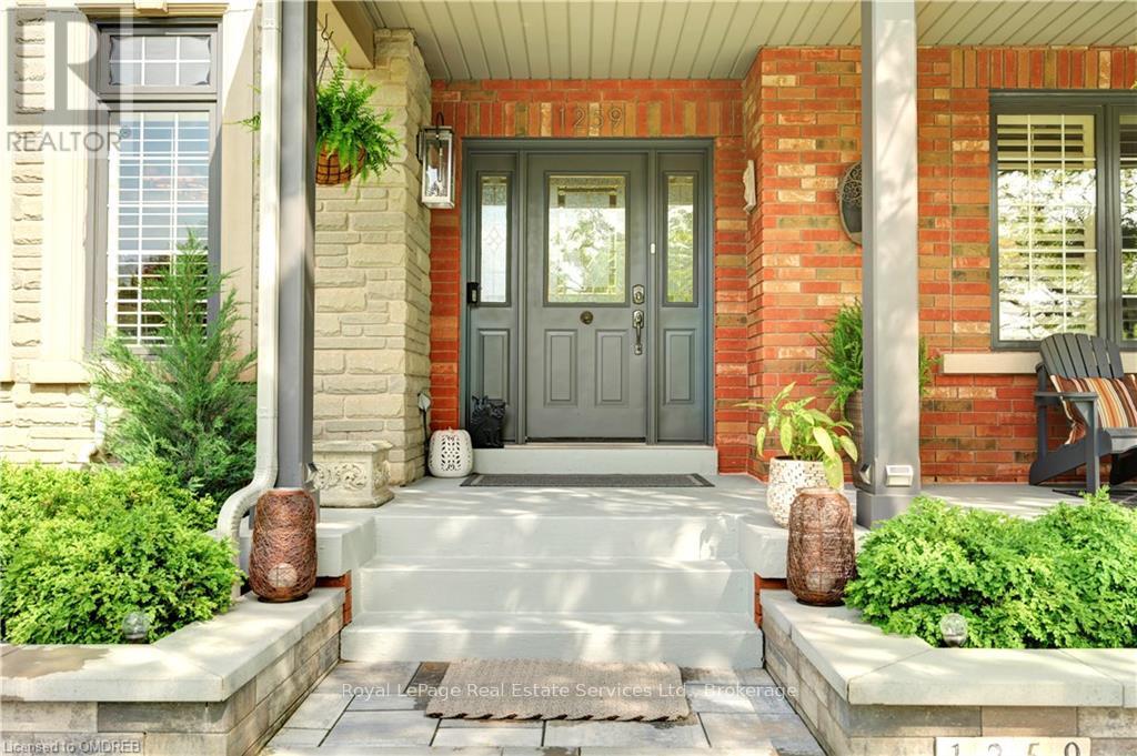 1259 GLENASHTON DRIVE - 5