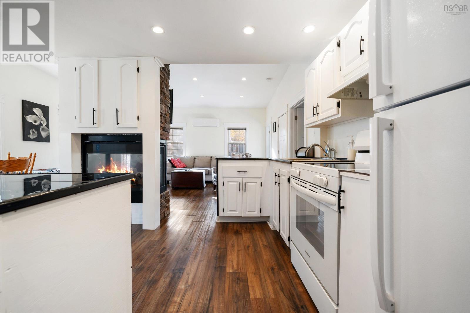 208 PLEASANT Street - 9