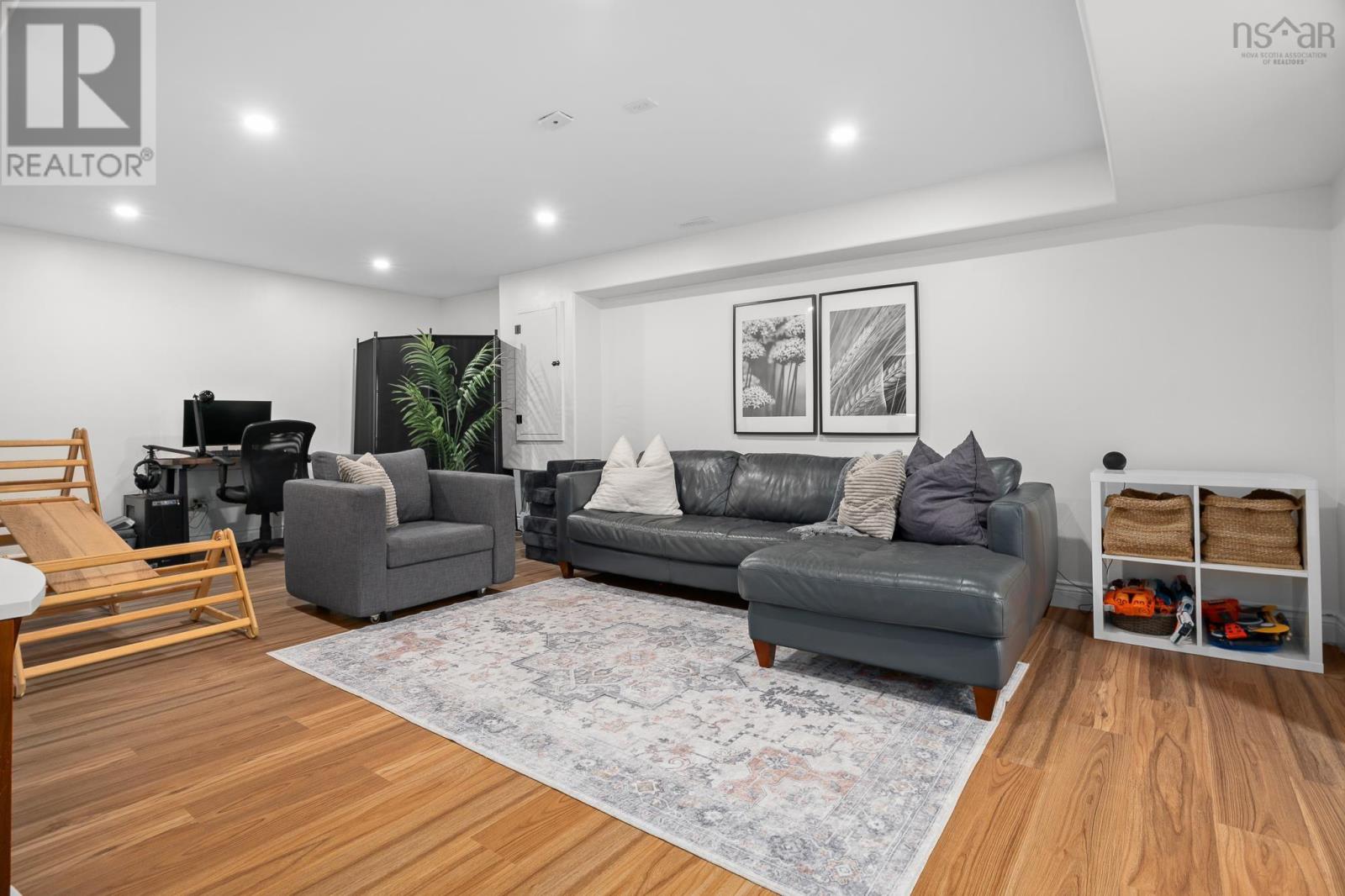 Property 24 of 34 of 40 Merganser Avenue