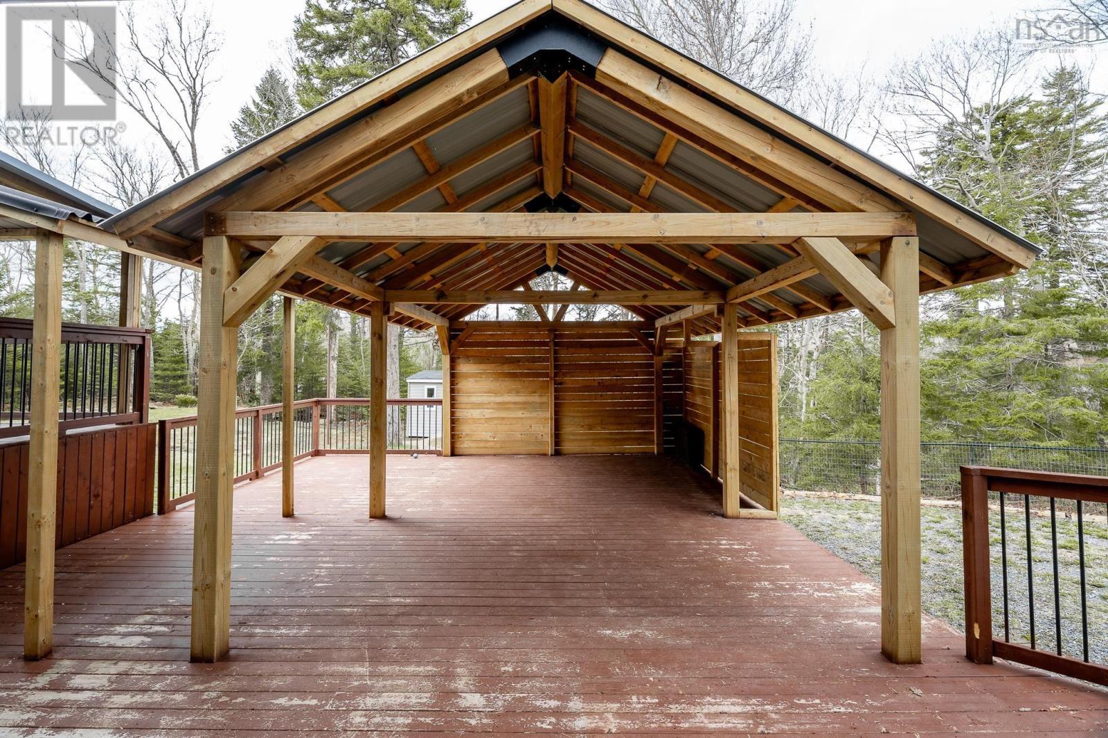 Property 31 of 34 of 40 Merganser Avenue