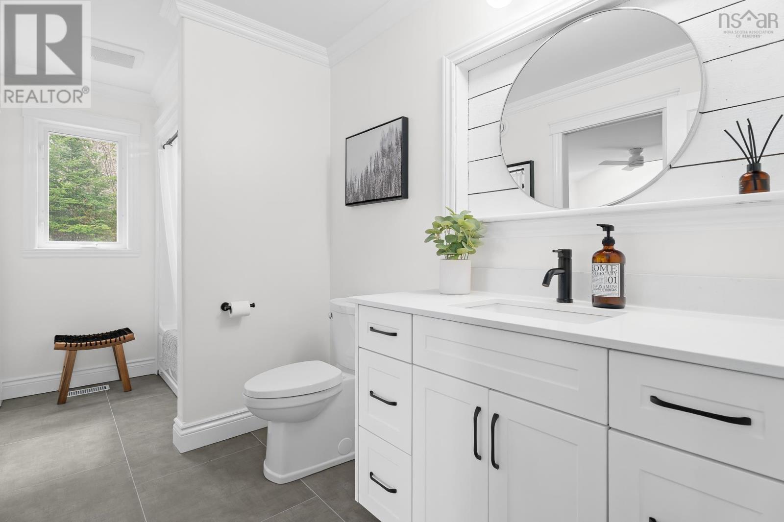 Property 22 of 34 of 40 Merganser Avenue