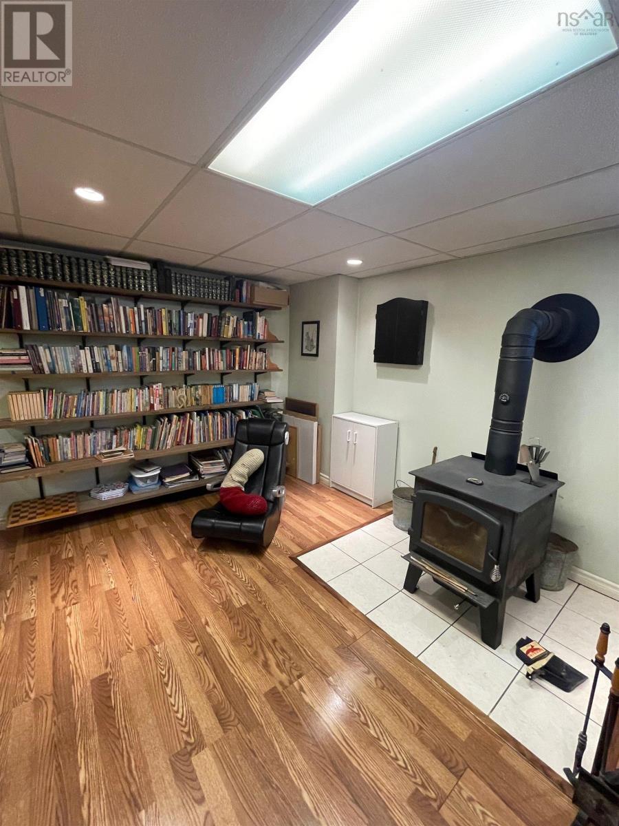 Property 47 of 49 of 1045 Mountain Road