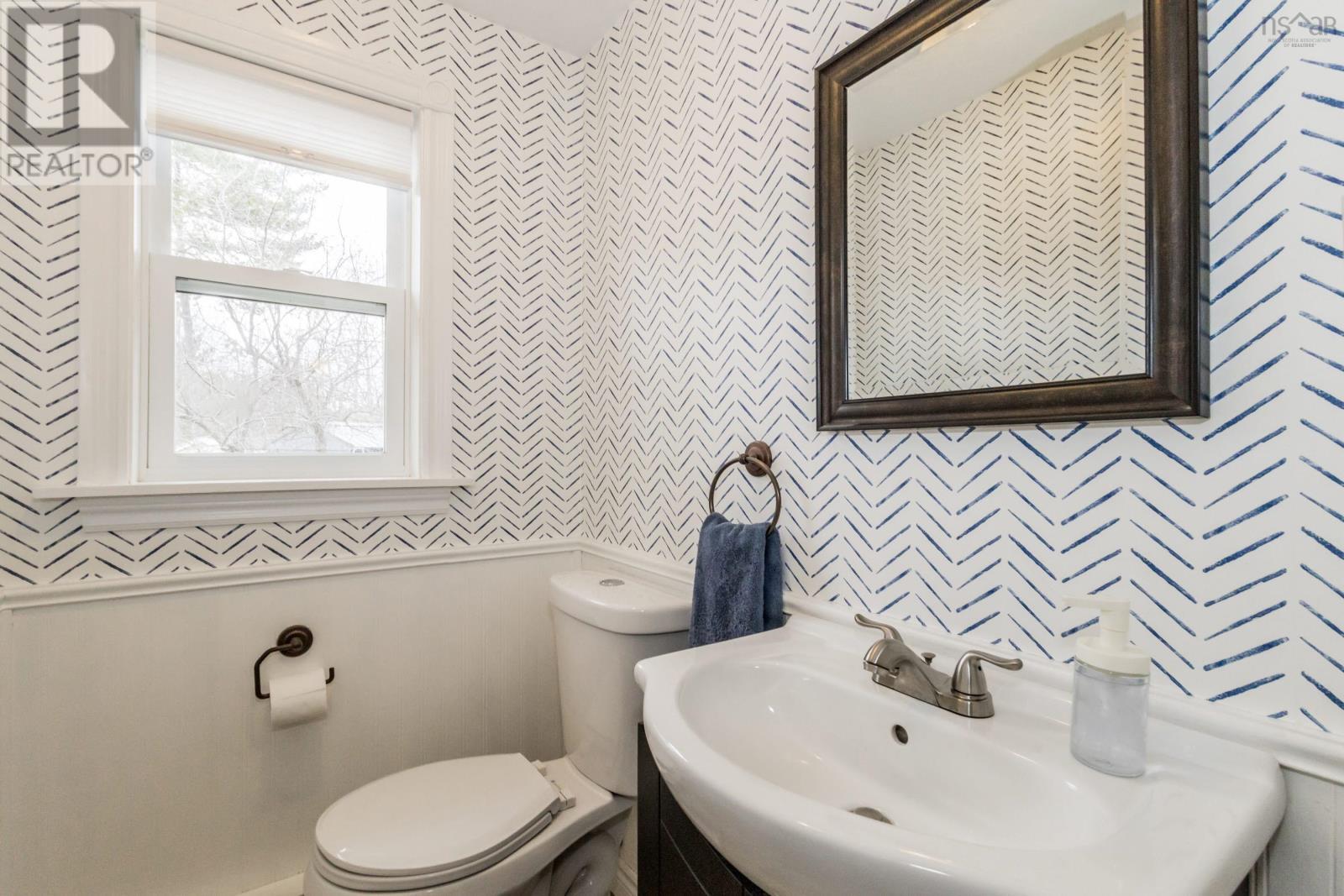 Property 22 of 48 of 1197 Mayhew Drive