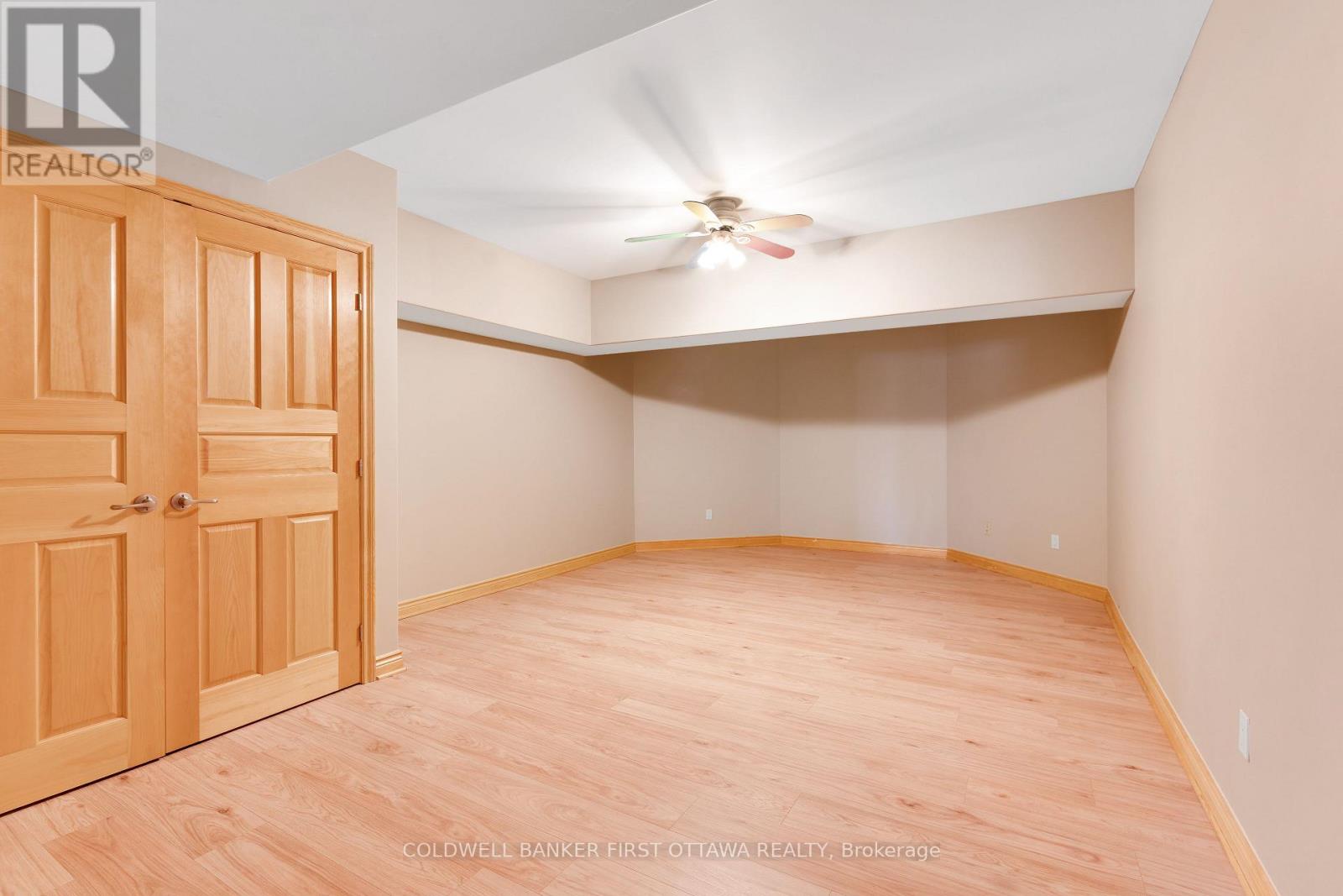 399 GRADY ROAD E - 31