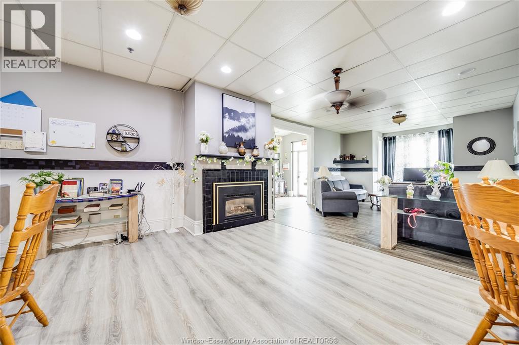 122 TALBOT STREET South - 11