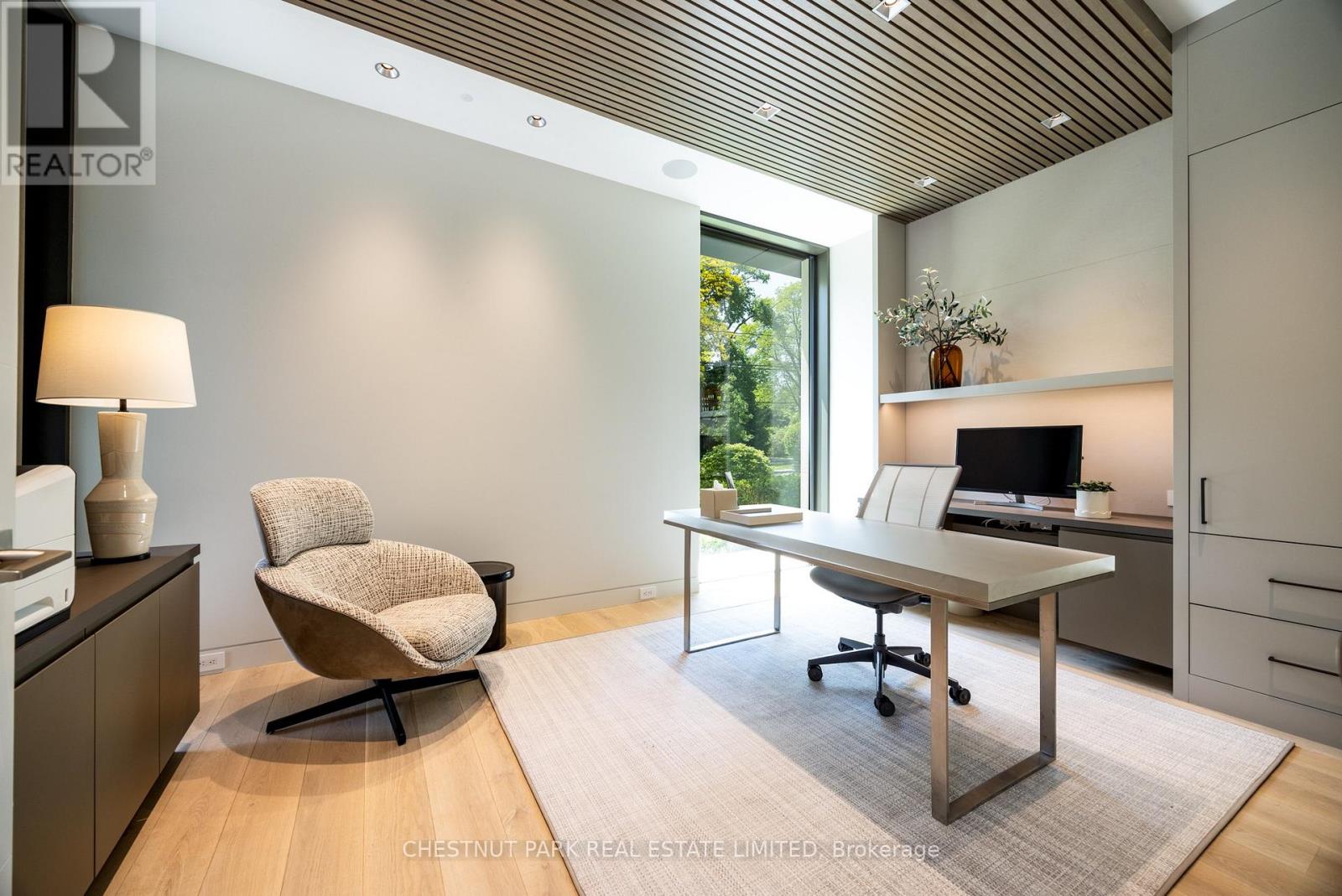 50 TEDDINGTON PARK AVENUE - 23