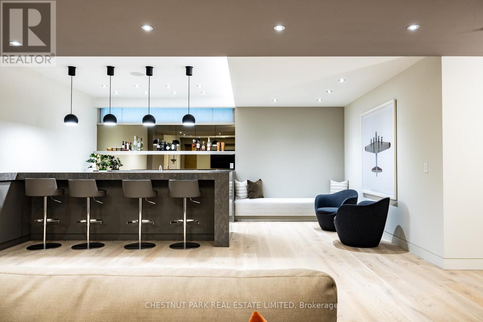 50 TEDDINGTON PARK AVENUE - 39