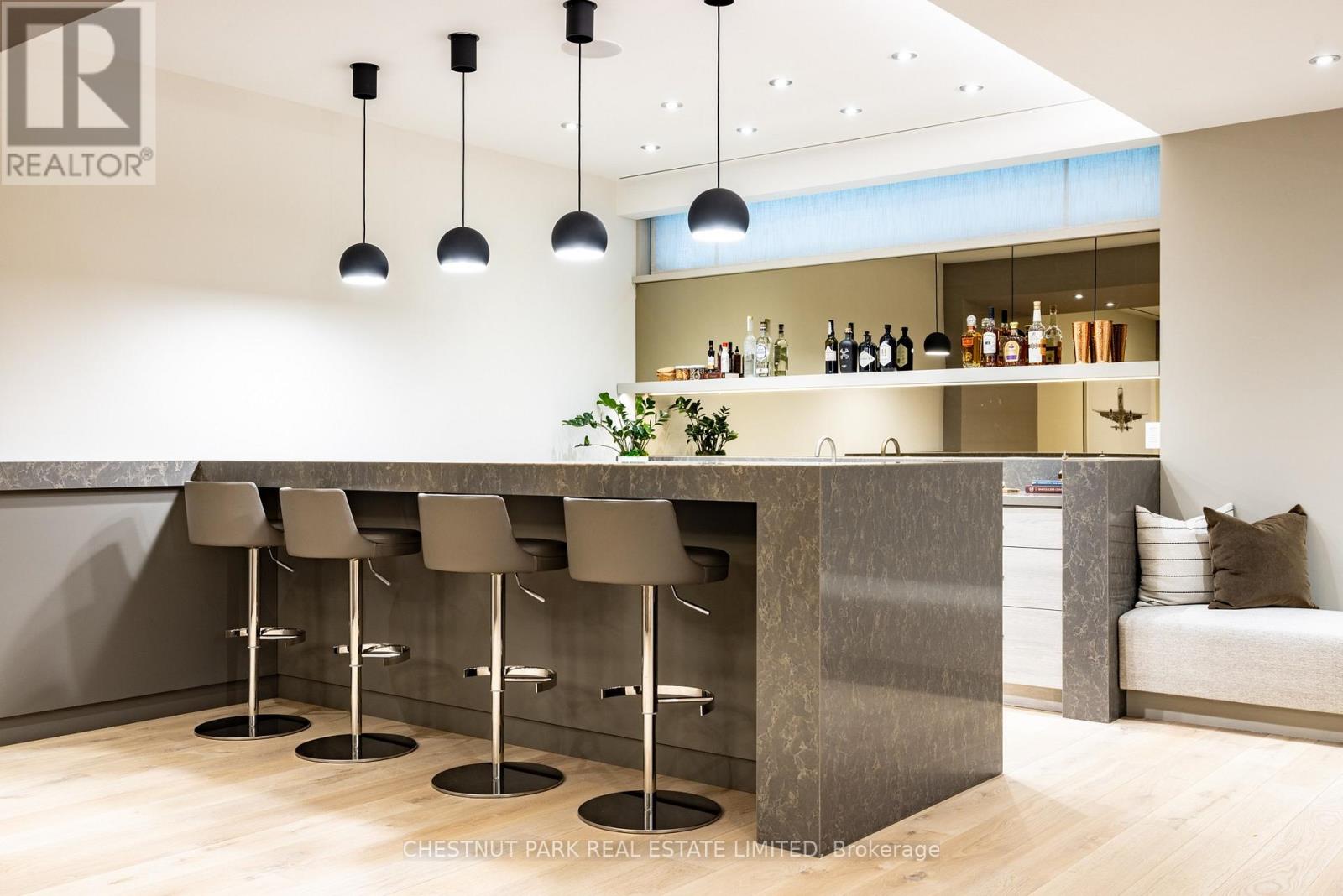 50 TEDDINGTON PARK AVENUE - 40