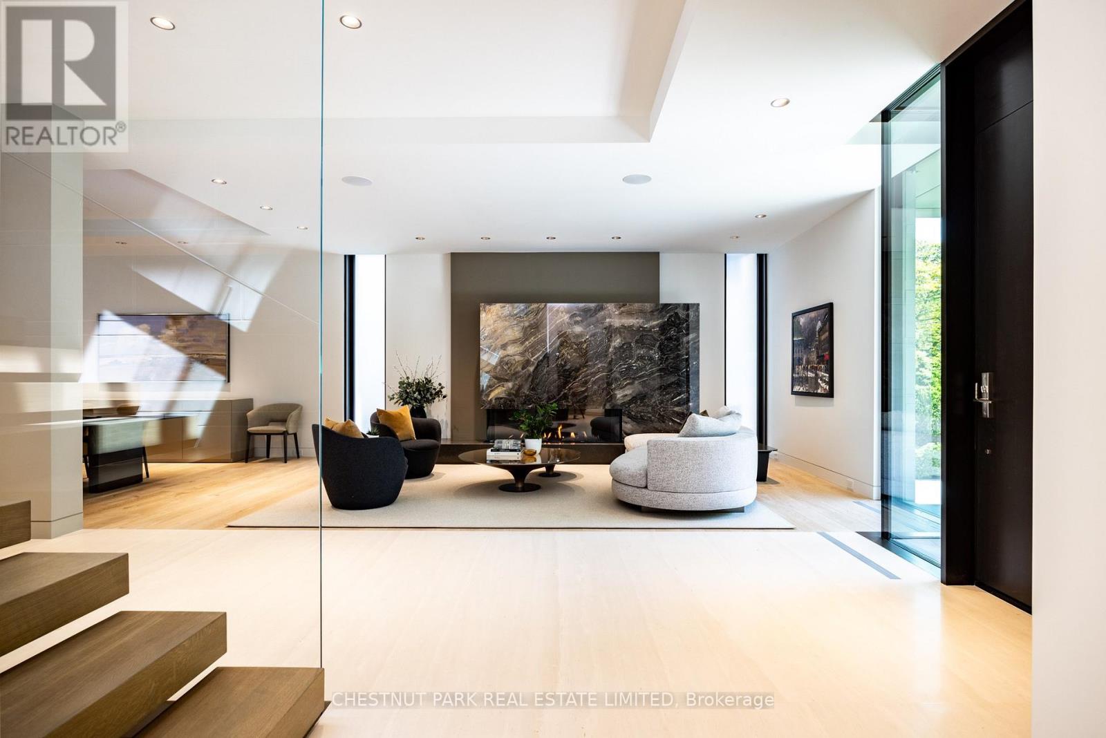 50 TEDDINGTON PARK AVENUE - 6