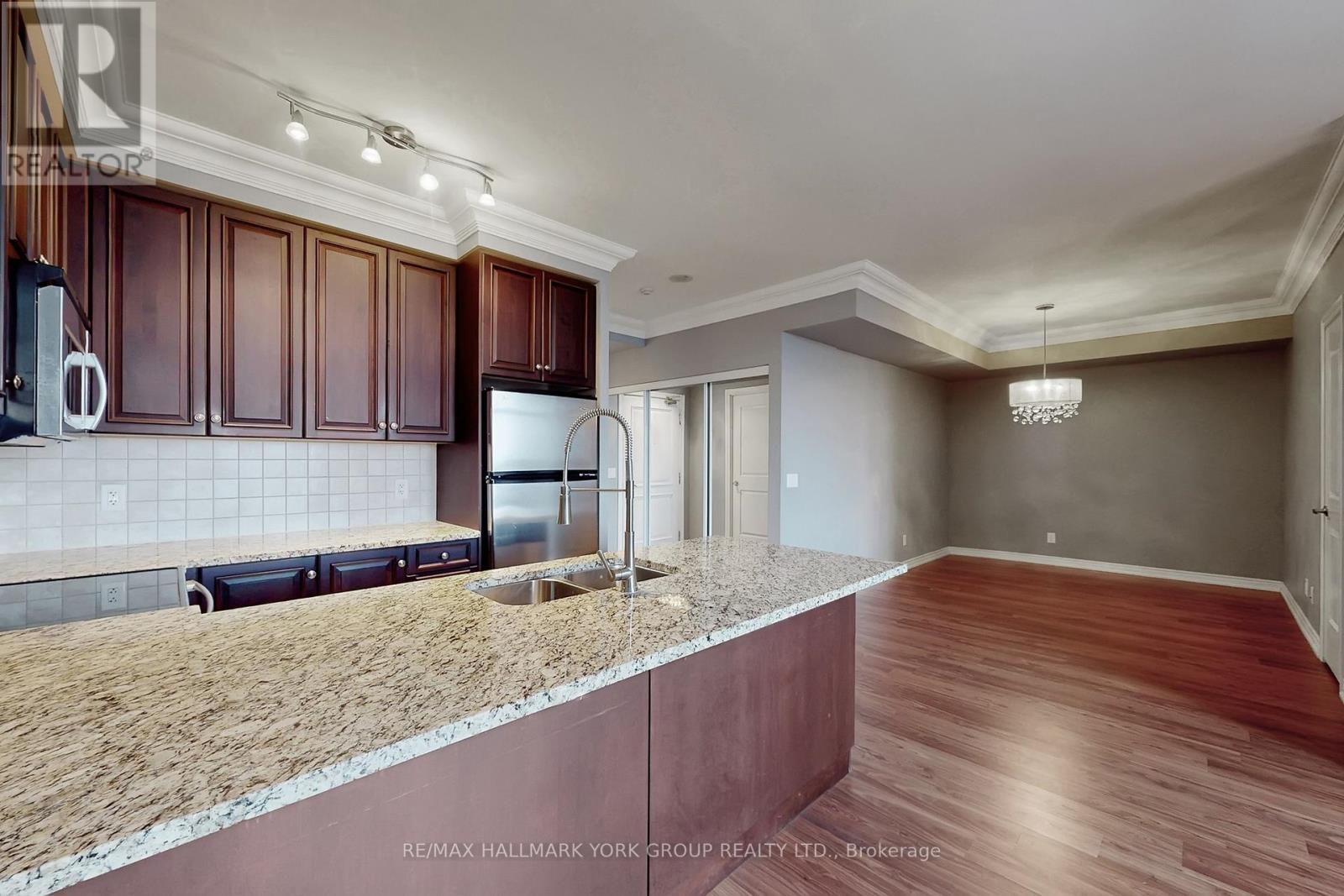 #1601 9245 JANE STREET - 12