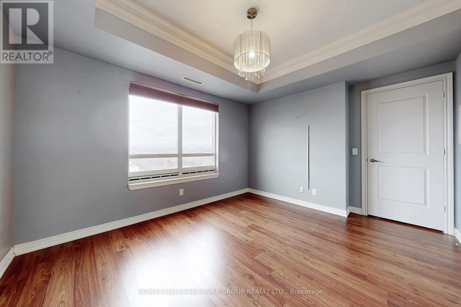 #1601 9245 JANE STREET - 22