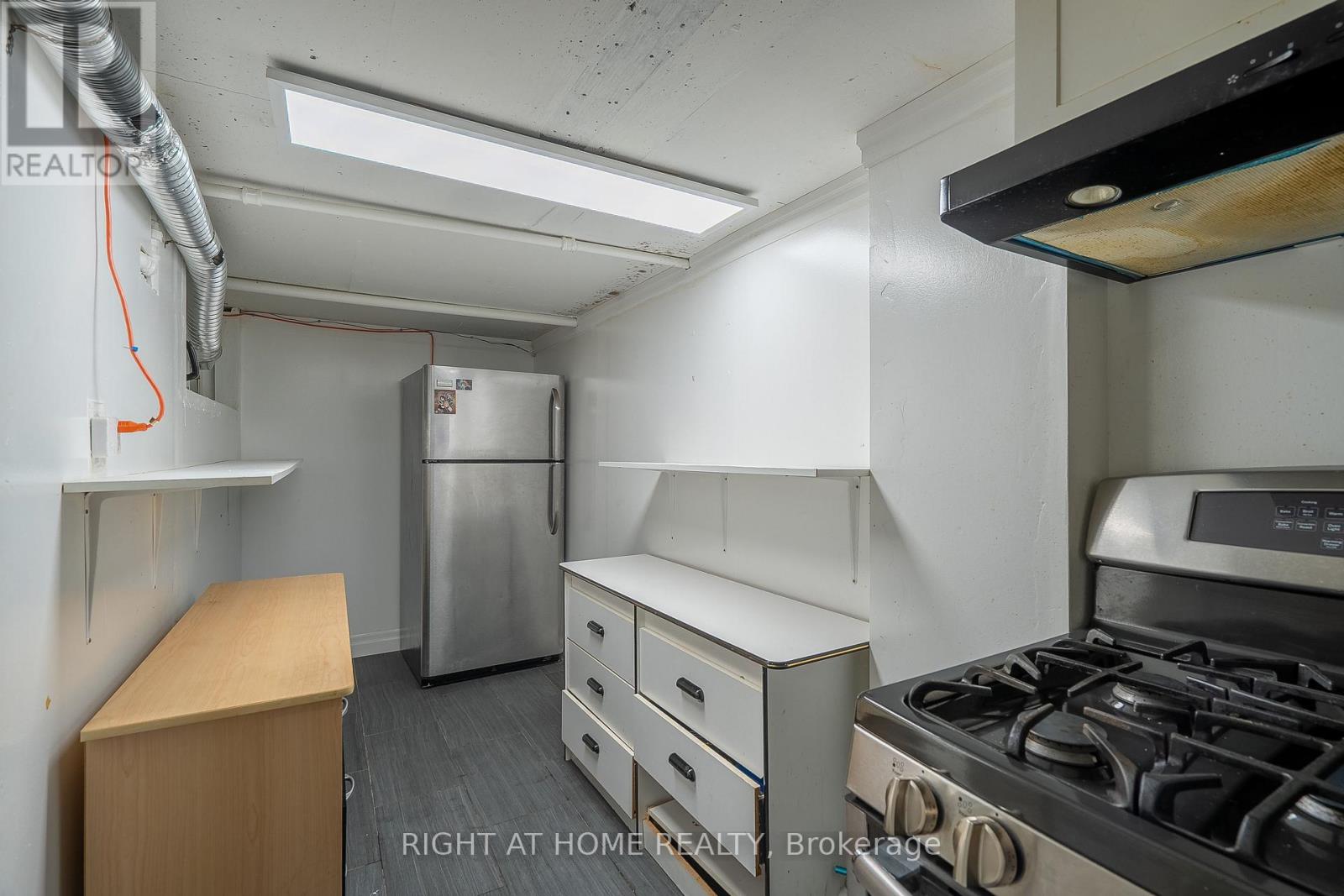 76 HABITANT DRIVE - 17