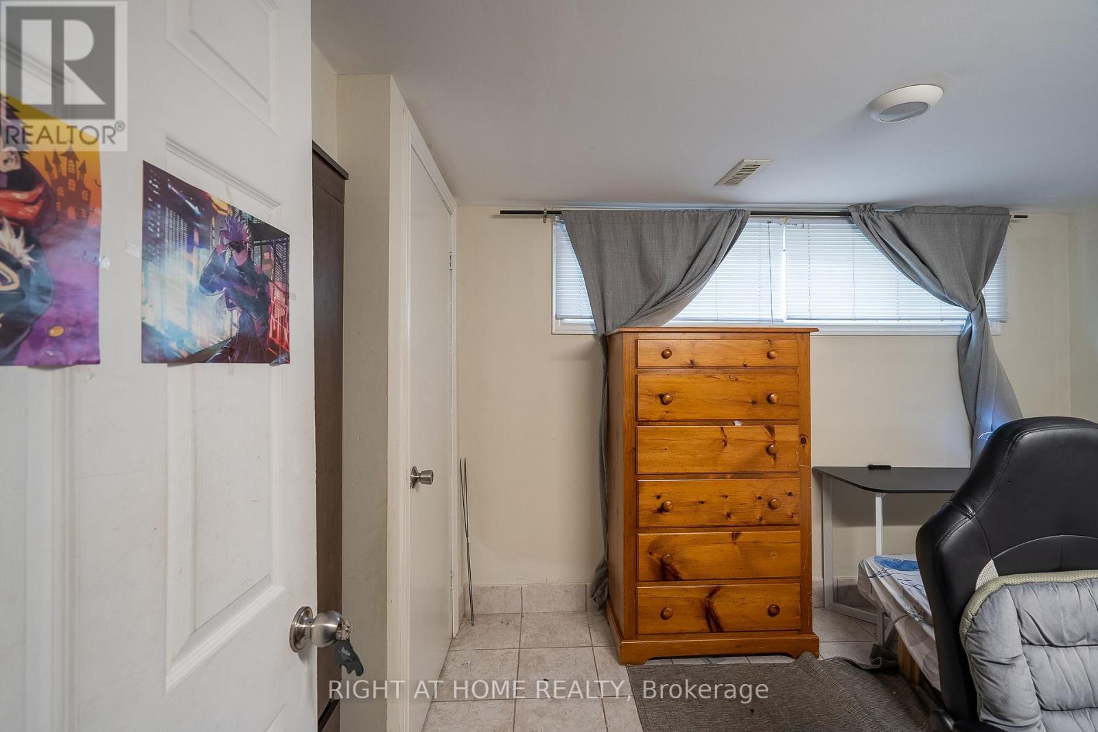 76 HABITANT DRIVE - 21