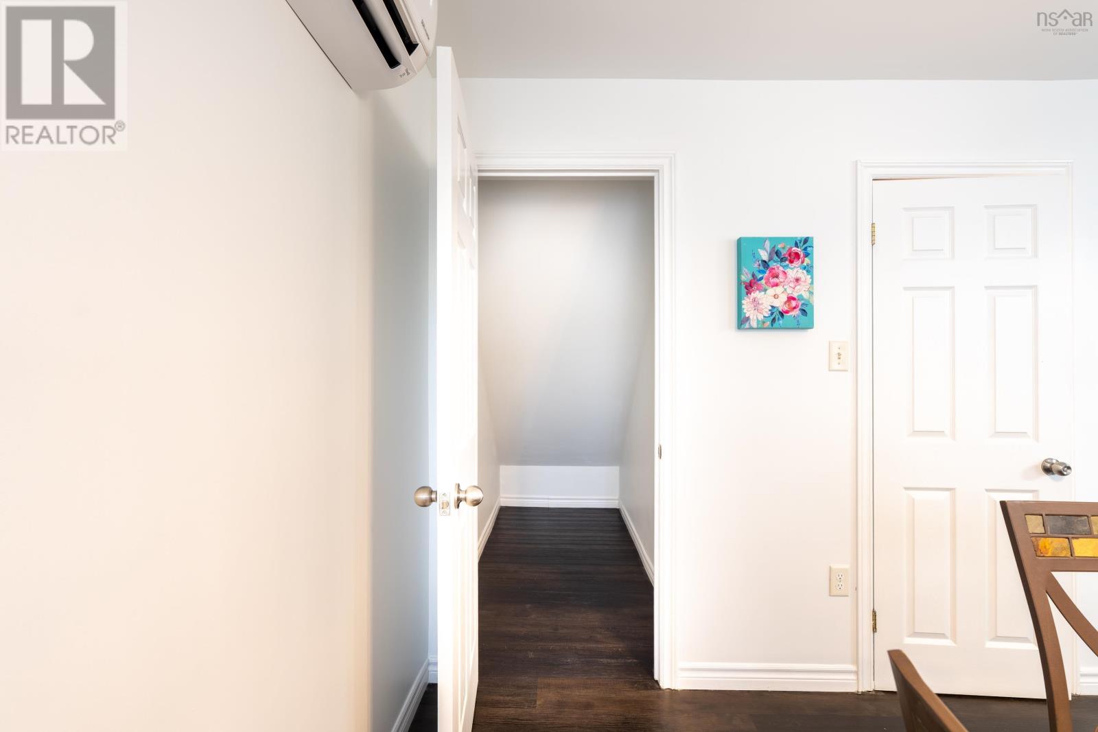 Property 24 of 49 of 5447 Rector Street