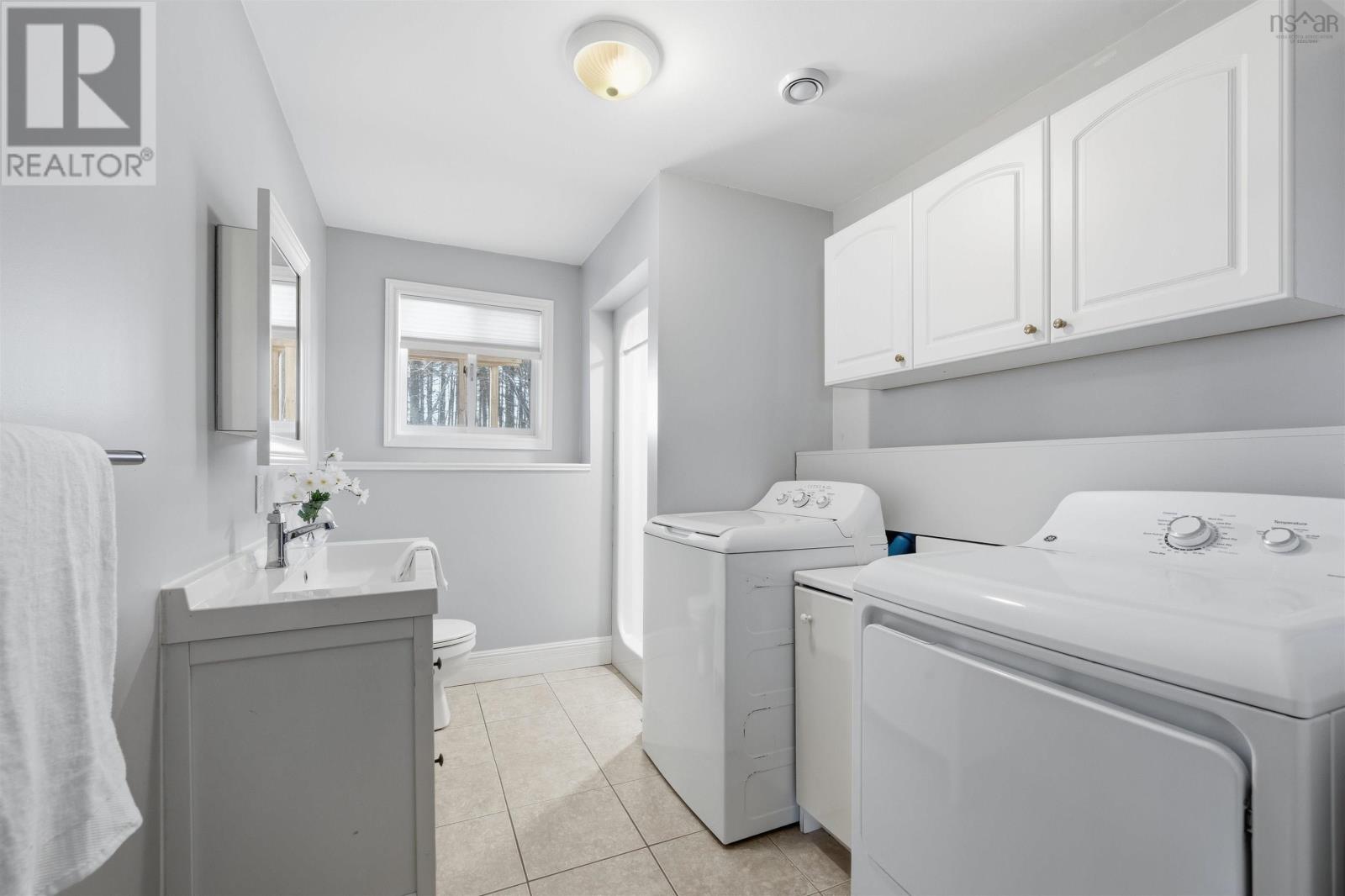 Property 22 of 32 of 1410 Lucasville Road