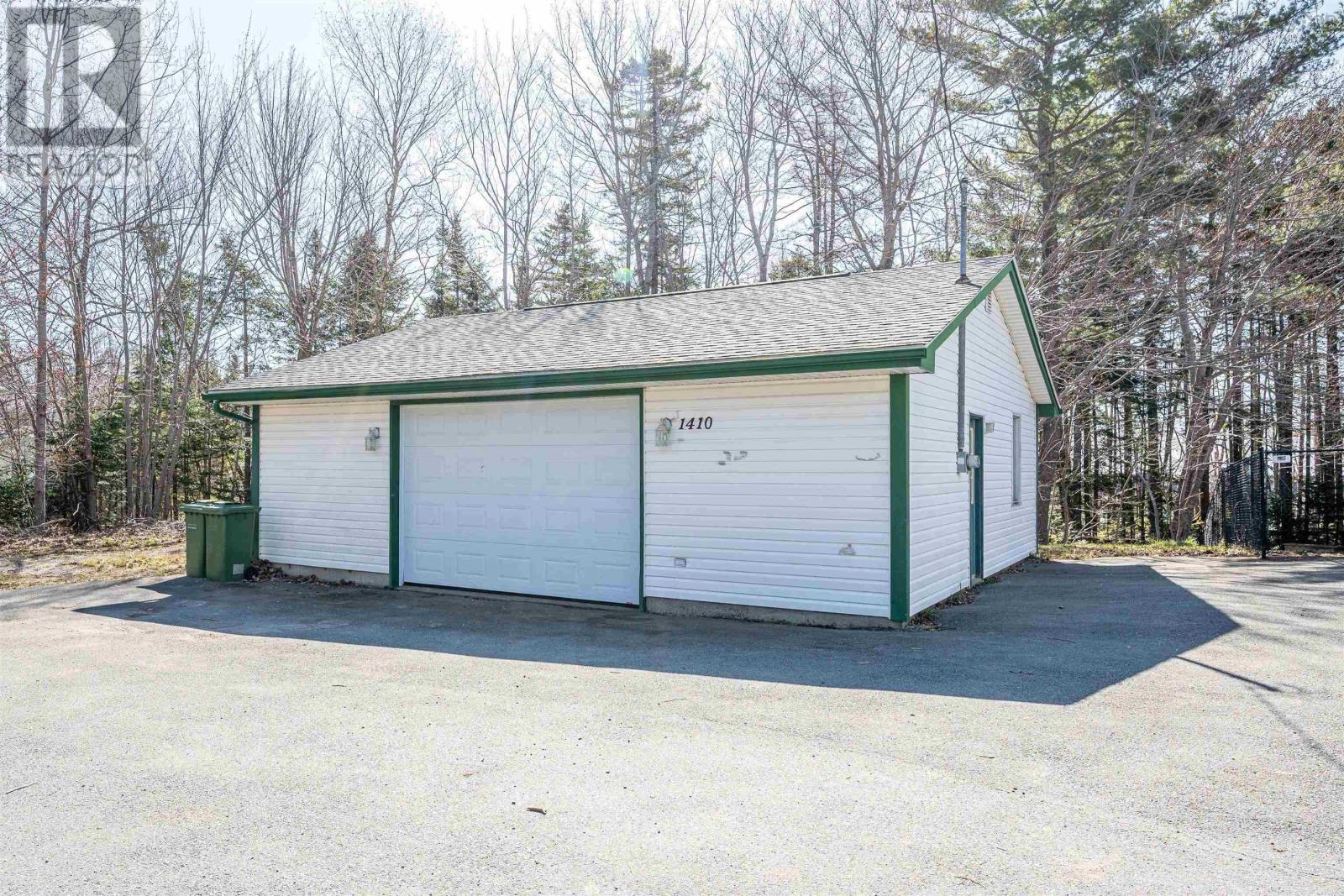 Property 30 of 32 of 1410 Lucasville Road